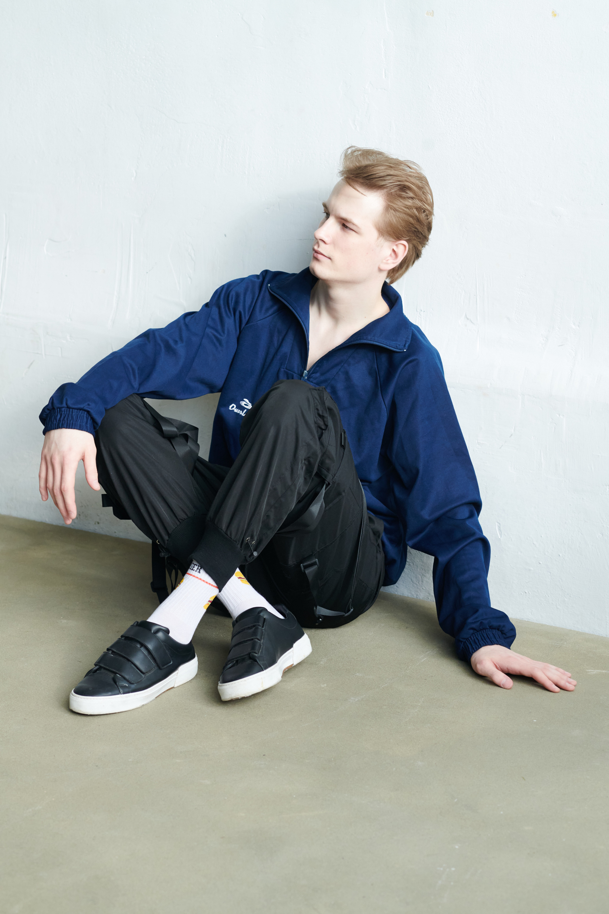 Модель для предметной съемки Кирилл В Н.Новгород | Sale Easy