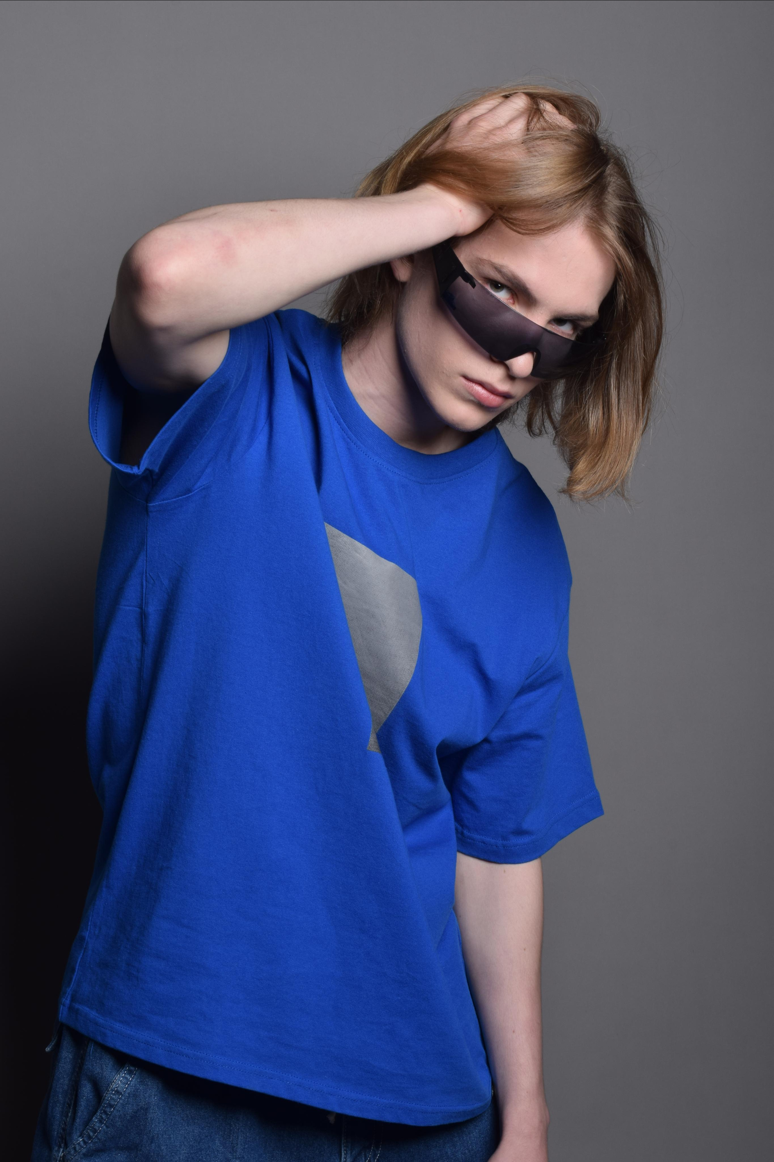 Модель для предметной съемки Александр Е С-Петербург | Sale Easy