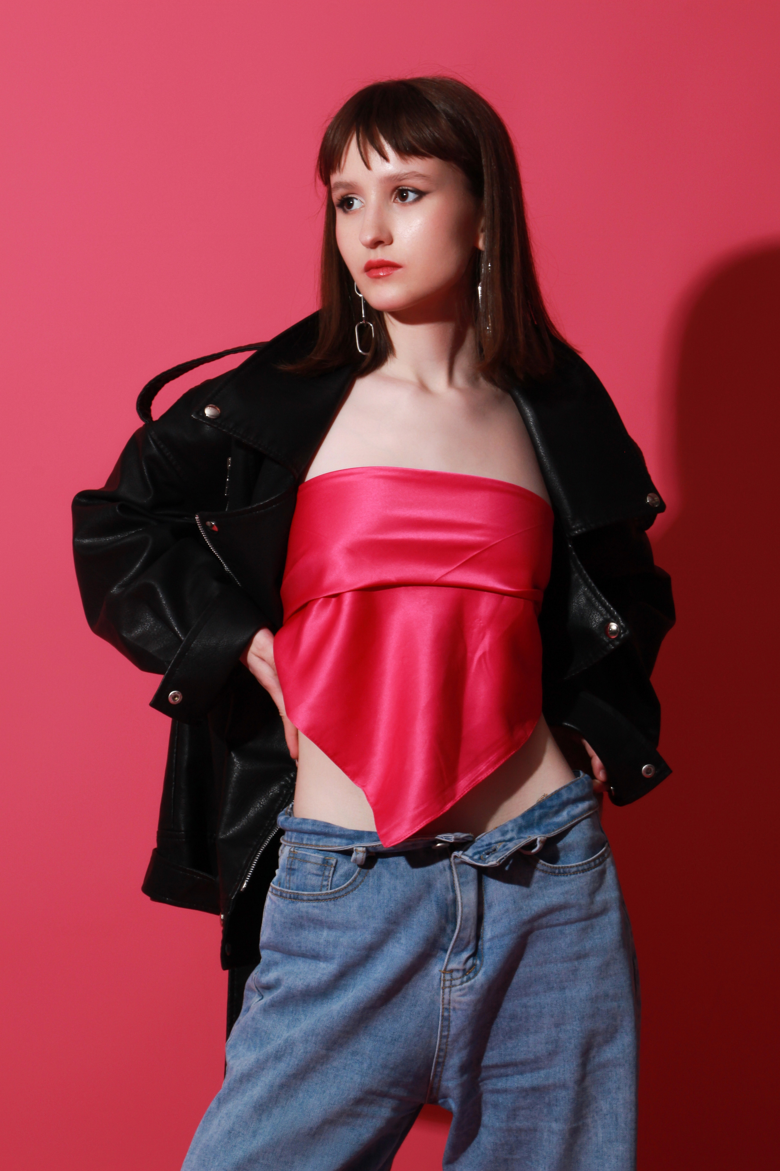 Модель для предметной съемки Елизавета В Новосибирск| Sale Easy