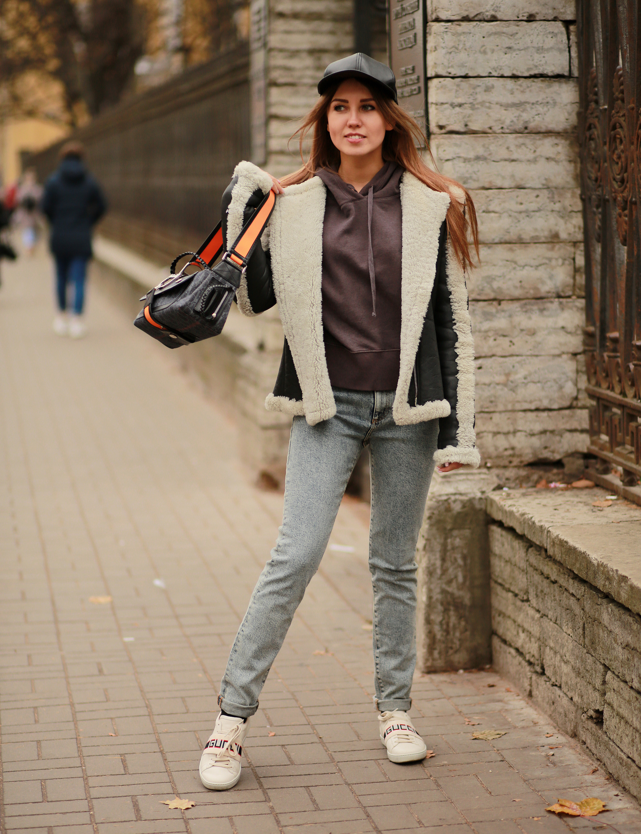 Модель для предметной съемки Виктория Е.С-Петербург | Sale Easy