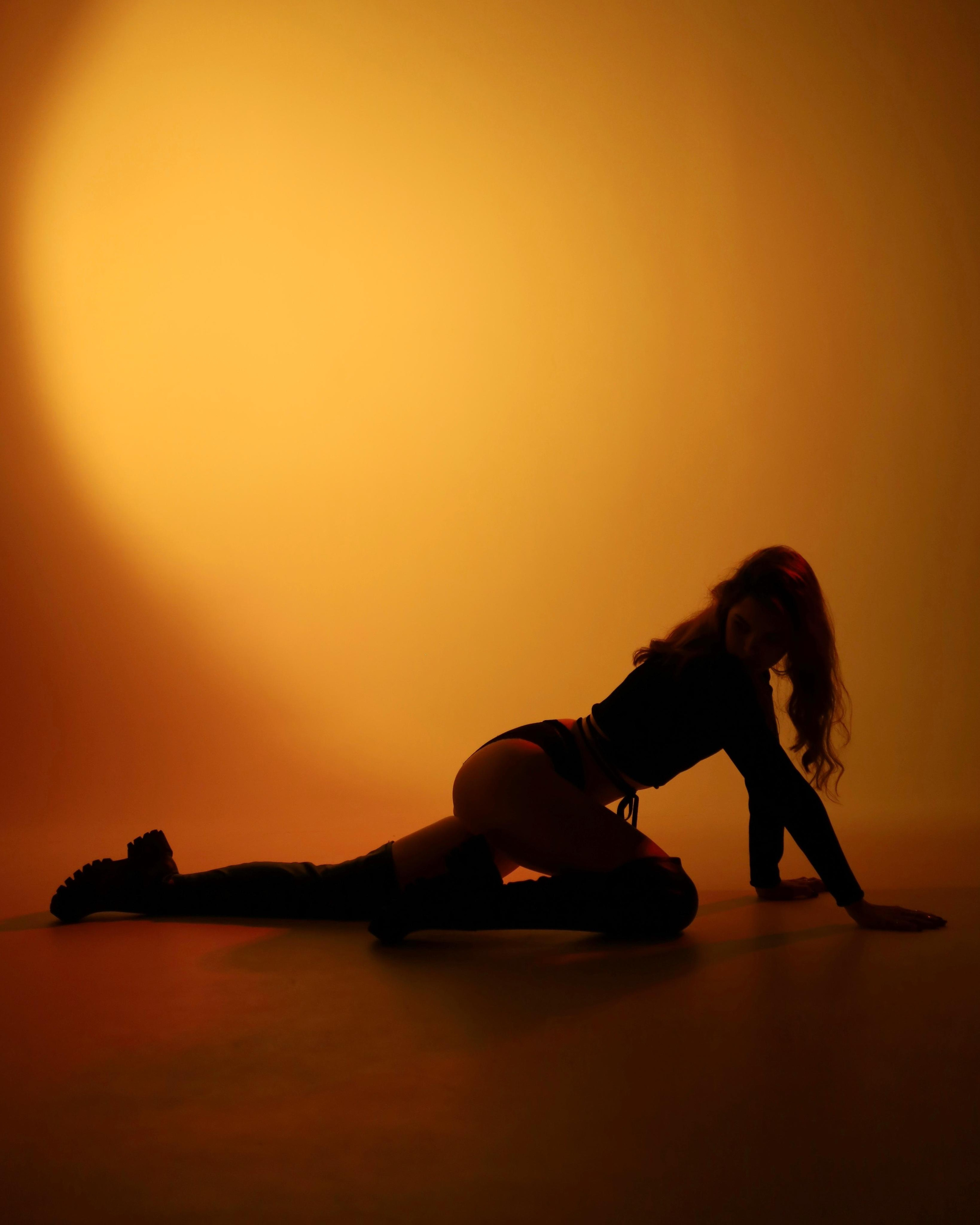 Модель для предметной съемки Юлия Е Казань| Sale Easy