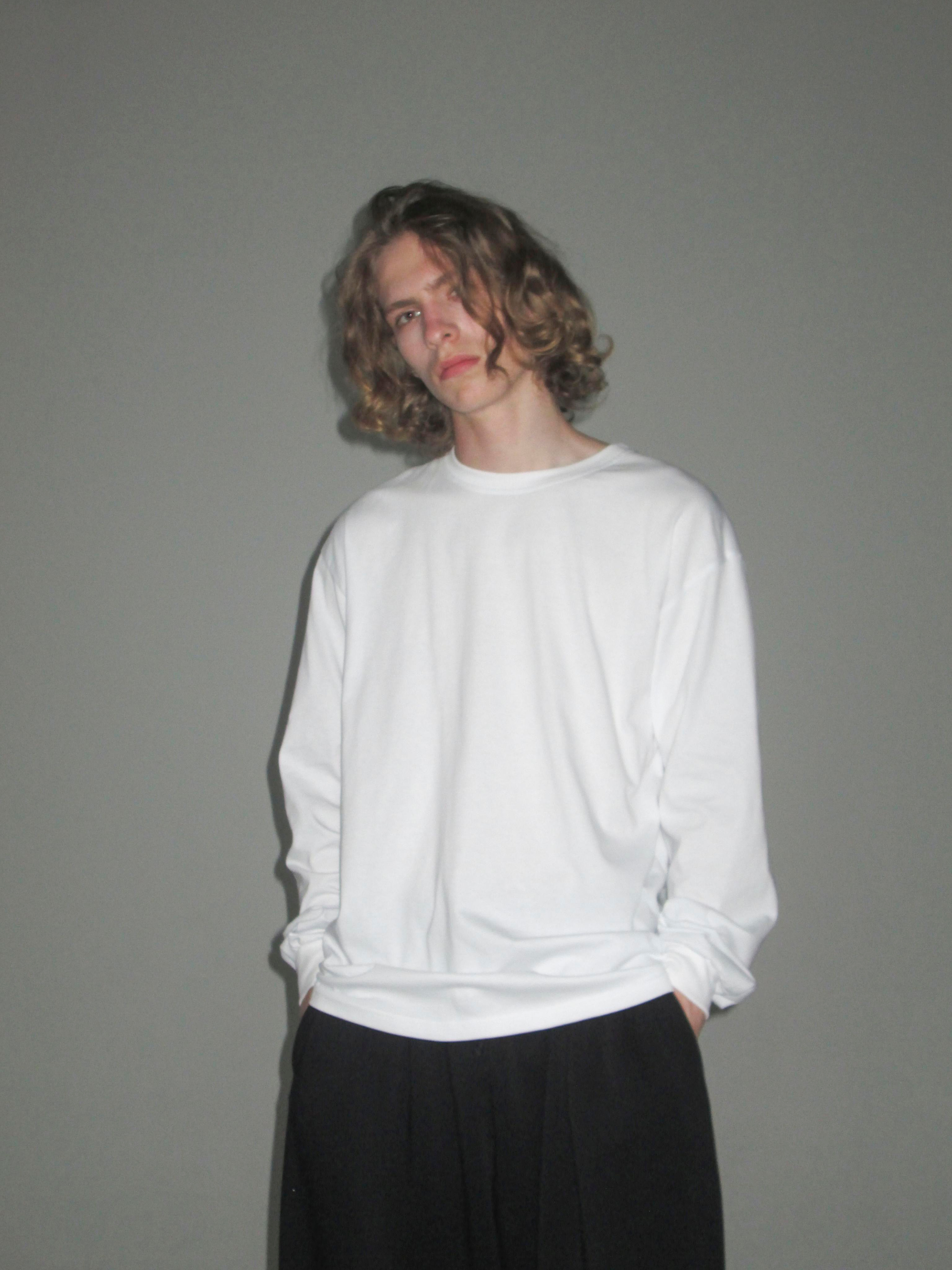 Модель для предметной съемки Александр Е С-Петербург | Sale Easy