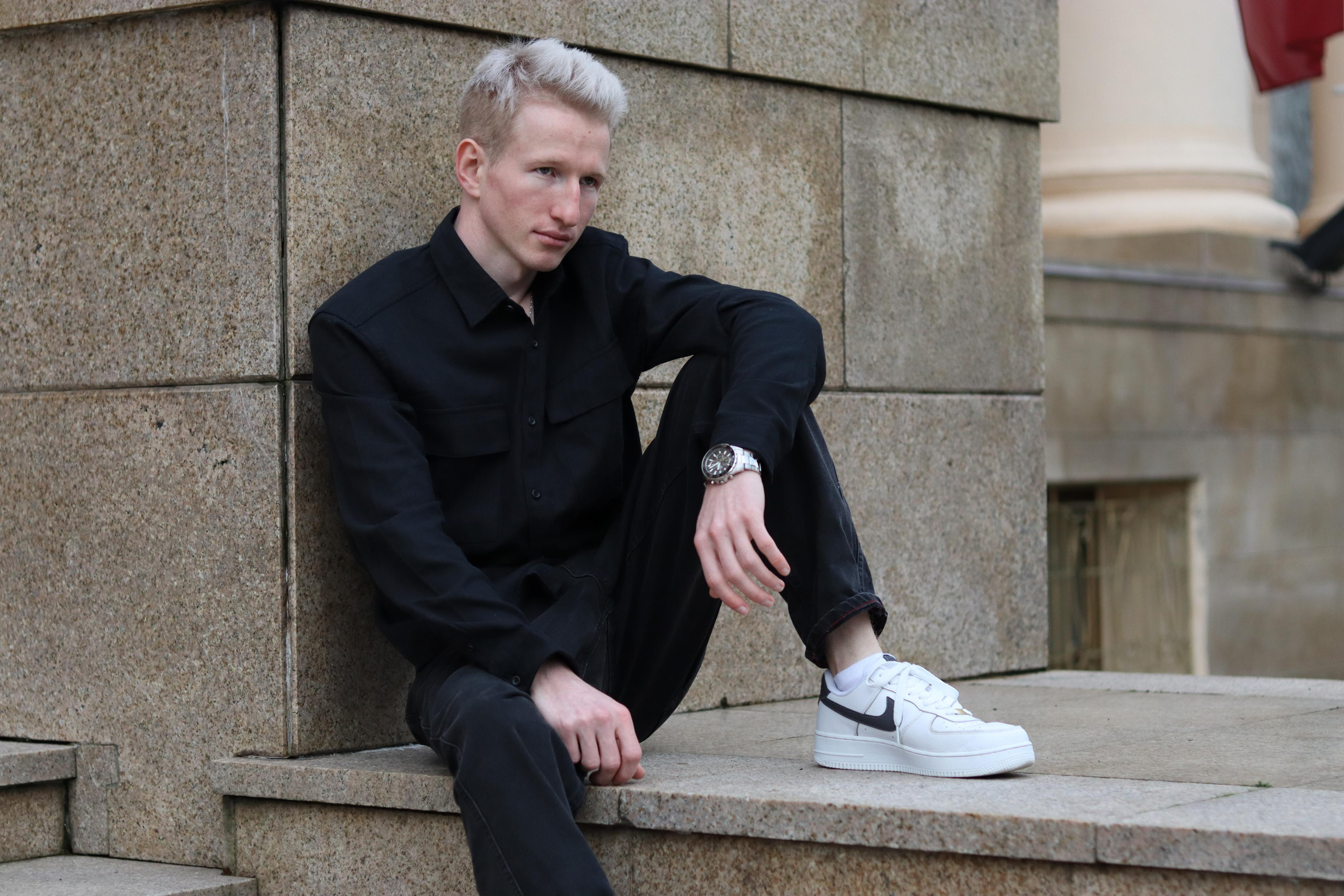 Модель для предметной съемки  Максим Б Сочи| Sale Easy