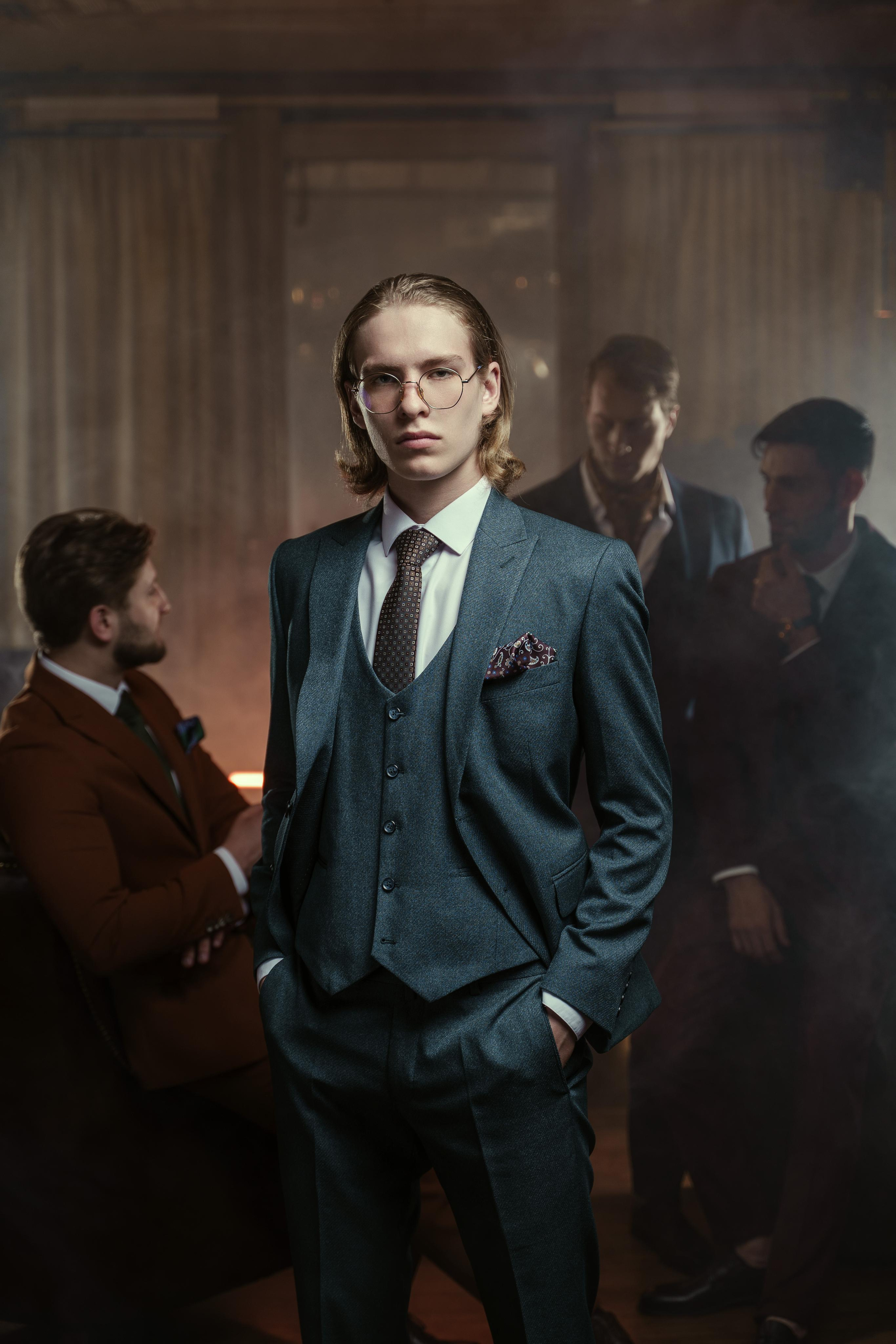 Модель для предметной съемки Александр Е С-Петербург | Sale Easy