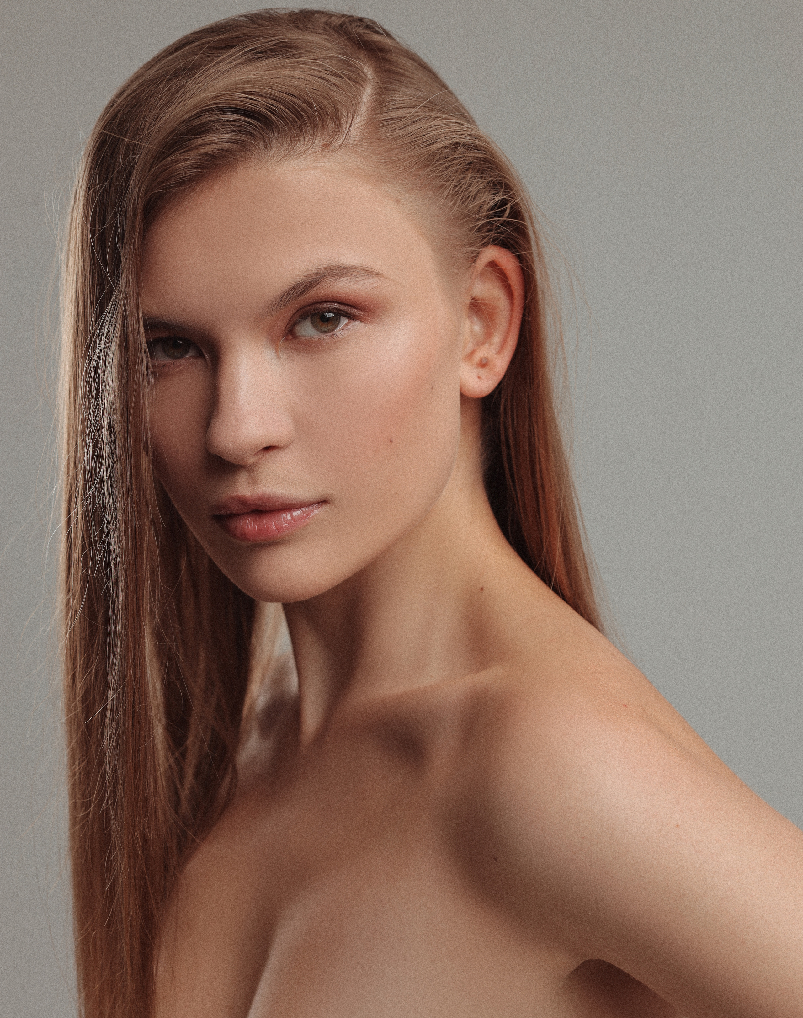 Модель для предметной съемки Анна 3 Н.Новгород | Sale Easy