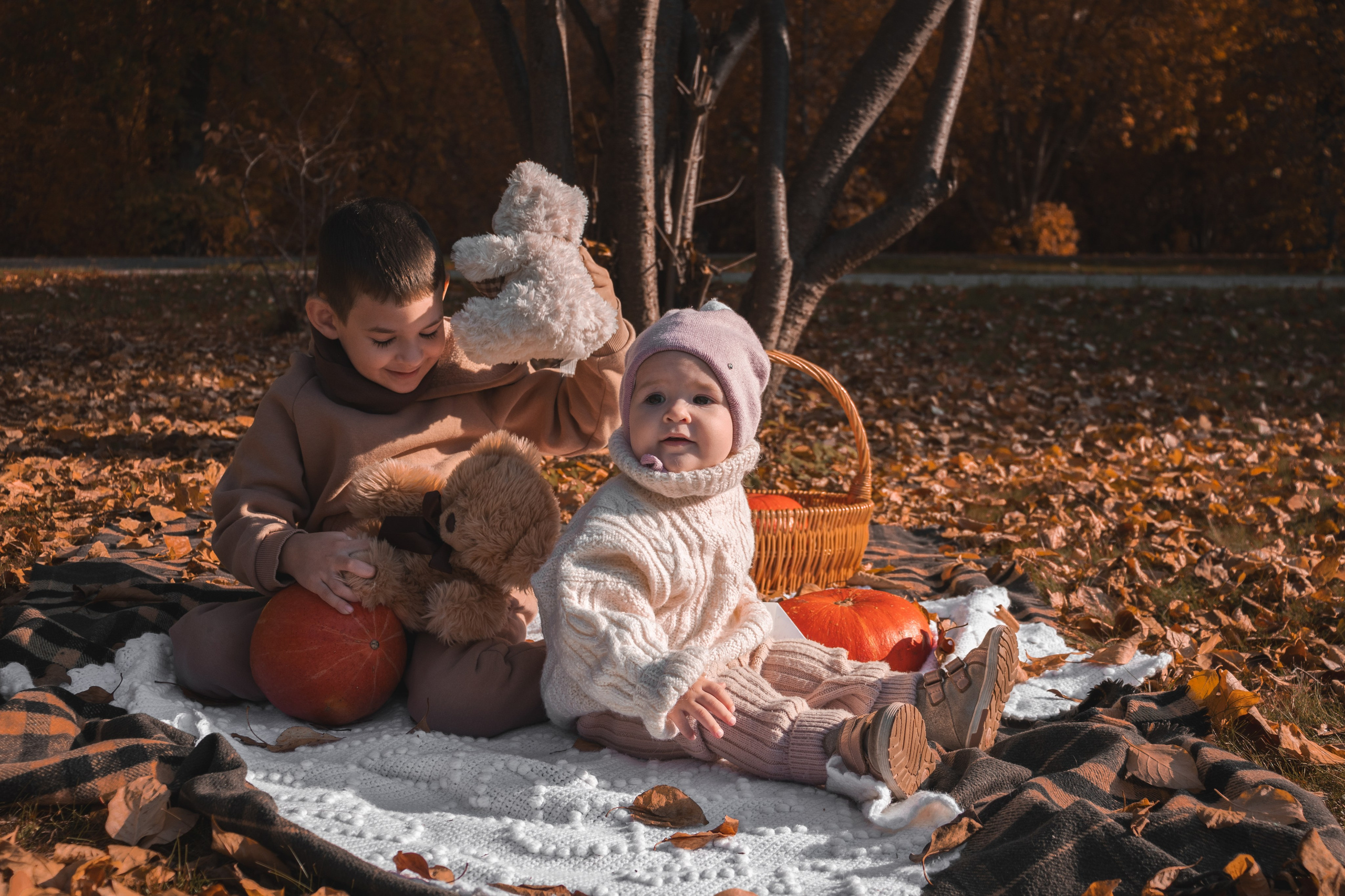 Семейная фотосессия Томск. Семейный фотограф Томск. Семейная фотосъёмка Томск. Фотограф в Томске Дарья Пучкина