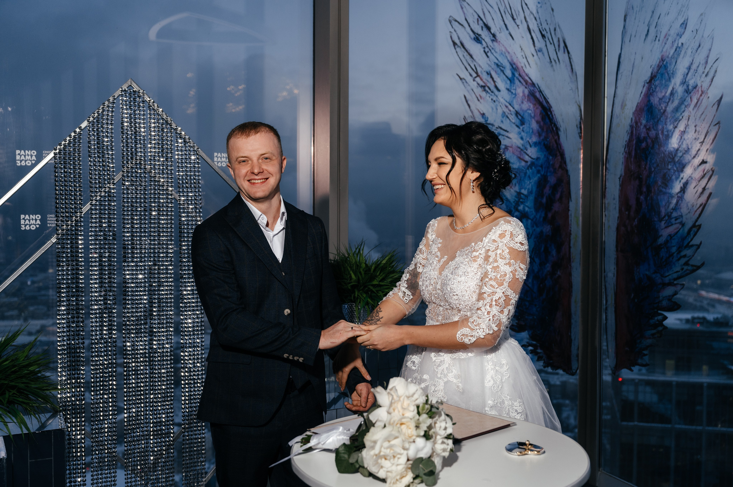 ЗАГС и прогулка. Свадебный фотограф в Москве Александр Белозерцев