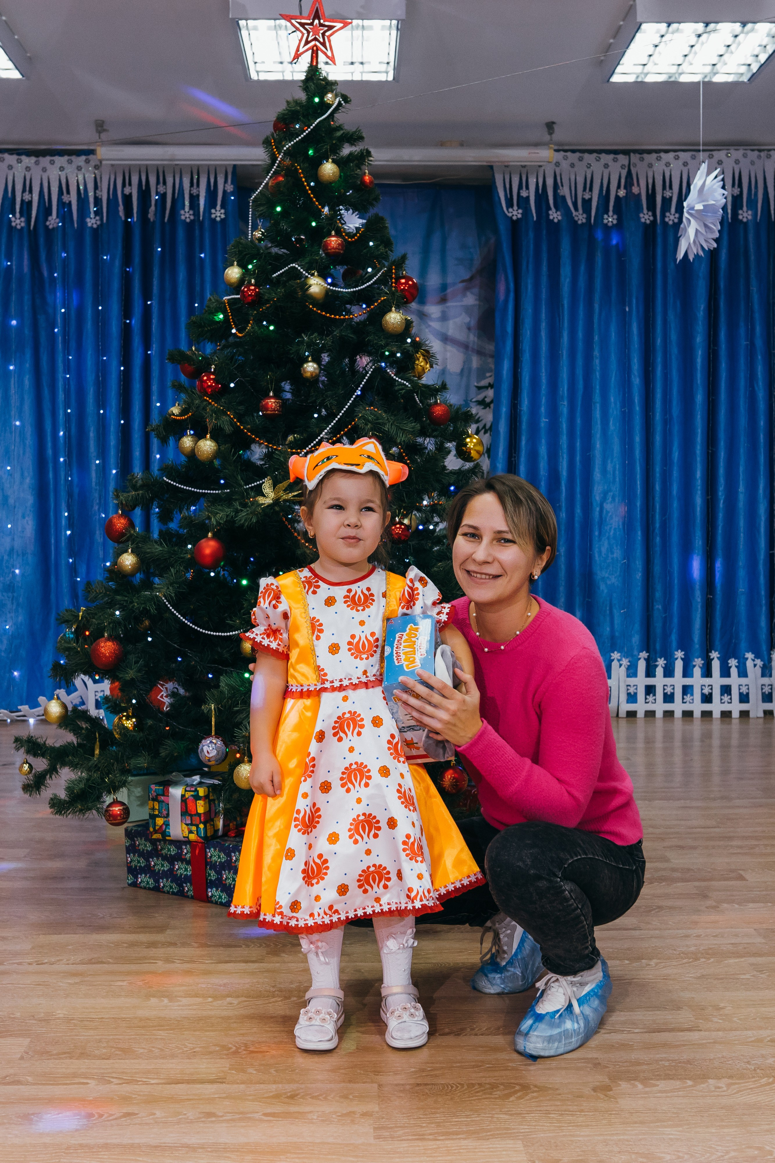 Новогодний утренник в детском саду. Профессиональный фотограф Геленджик, Новоросийск Виктория Цейс