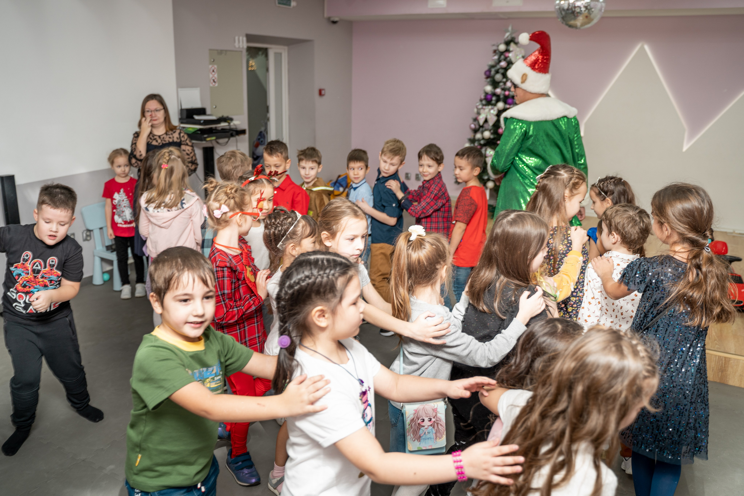 1 гимназия Новогодний утренник. Свадебный и репортажный фотограф в Уфе| Осетрова Ольга