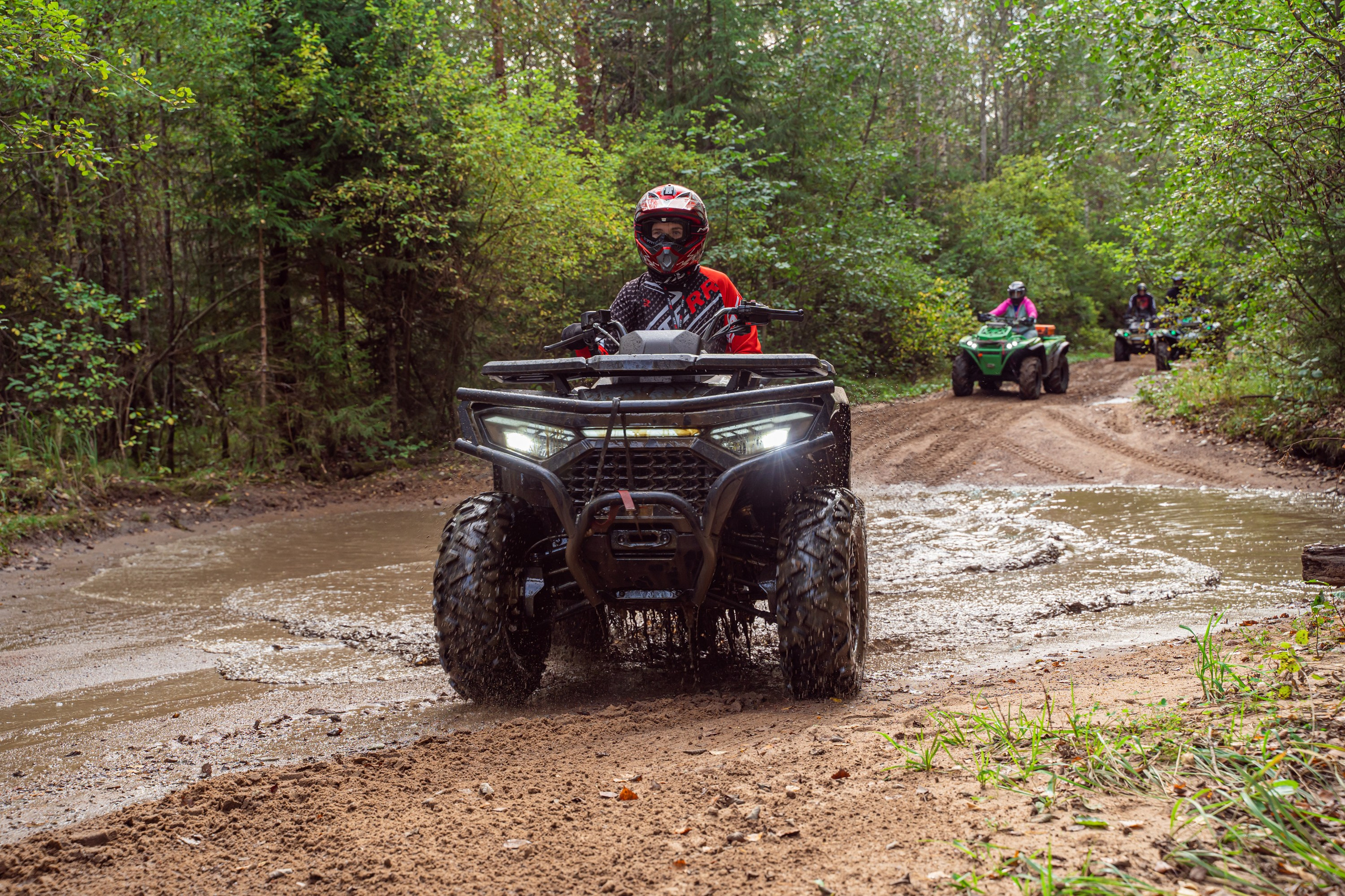 Квадровыезд —спортивный репортаж в Ленинградской области. Свадебный, семейный, портретный, репортажный фотограф в Санкт-Петербурге