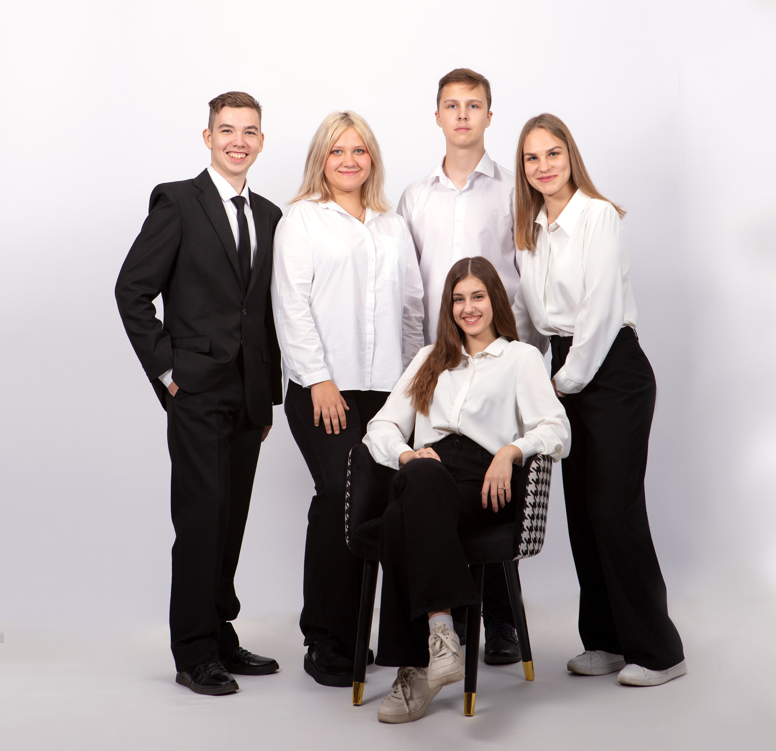 Выпускные альбомы. Предметный и рекламный фотограф в Ростове-на-Дону Кристина Орлова