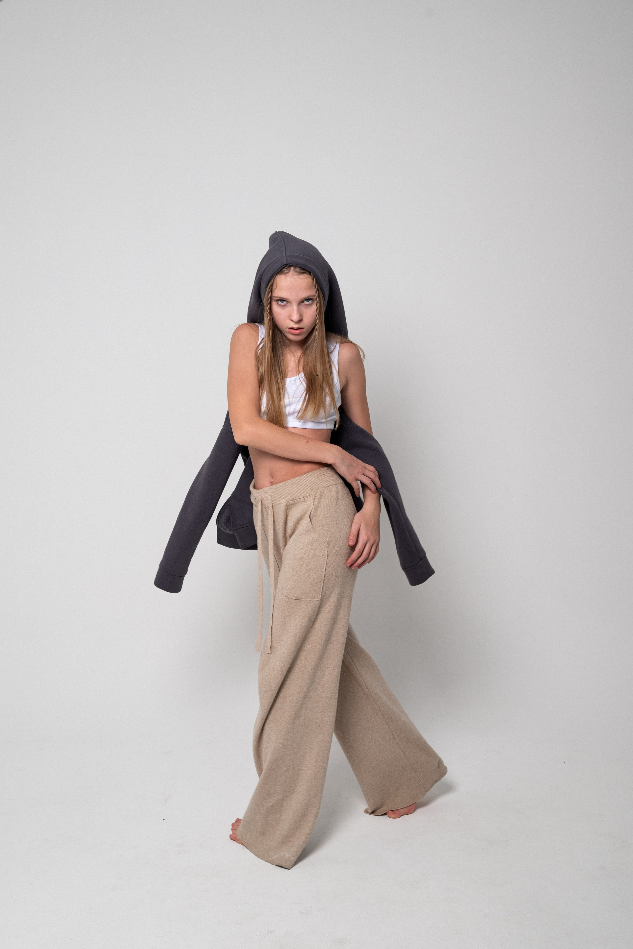 Модельное портфолио. Фотограф Москва Виктория Вишневская актерское / модельное портфолио