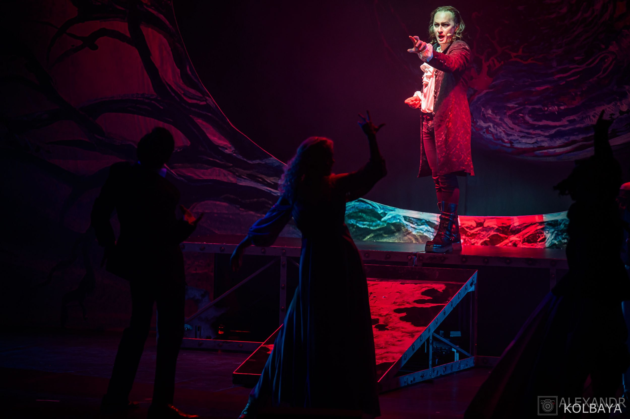 Мюзикл Дракула. Концертный и театральный репортажный фотограф в Москве Александр Колбая
