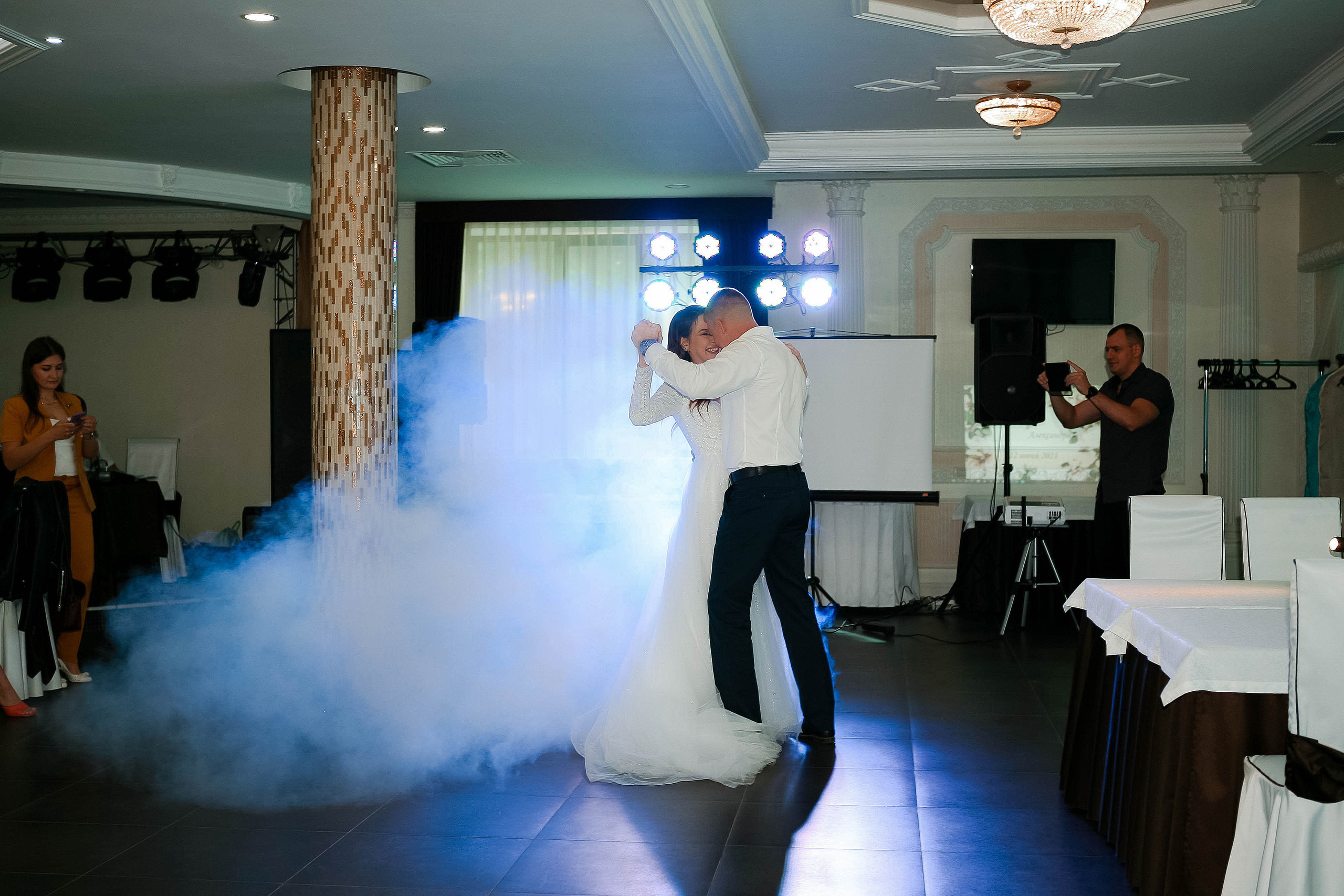 Александр и Александра. Свадебный фотограф Евгения Фролова г. Каменск-Шахтинский, Донецк, Ростов