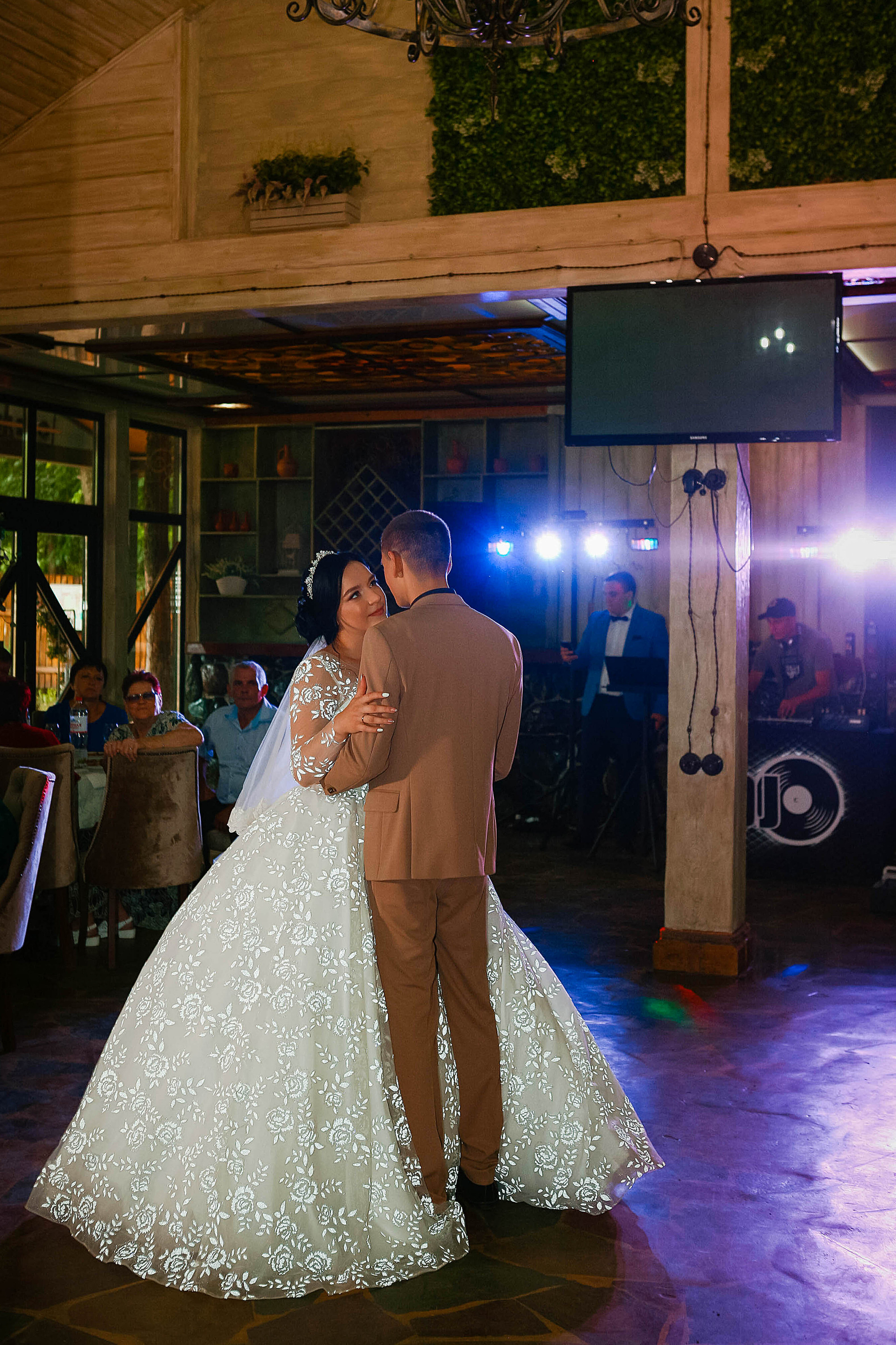Карина и Илья. Свадебный фотограф Евгения Фролова г. Каменск-Шахтинский, Донецк, Ростов