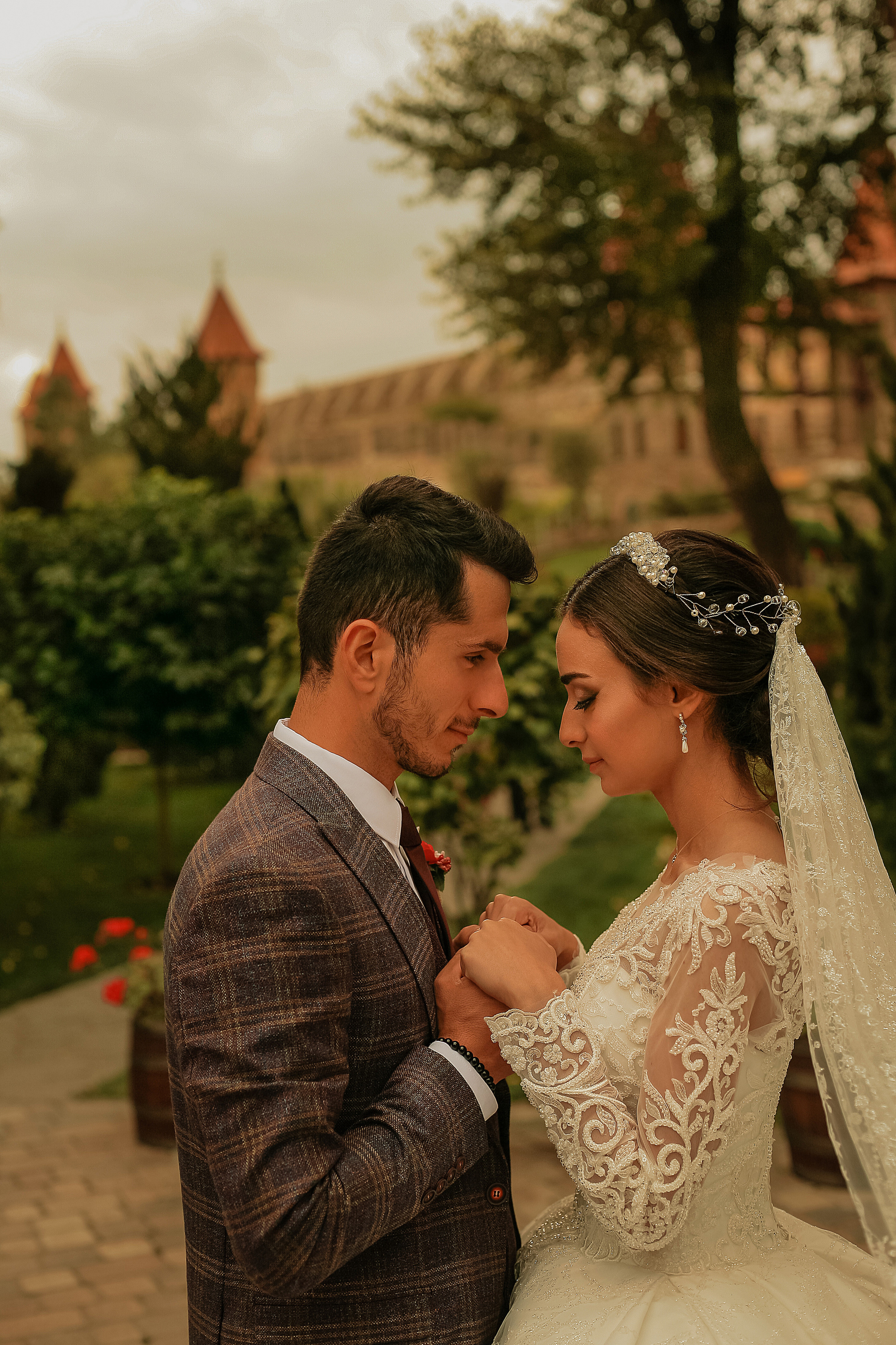 Свадебная прогулка на закате. Свадебный фотограф Евгения Фролова г. Каменск-Шахтинский, Донецк, Ростов