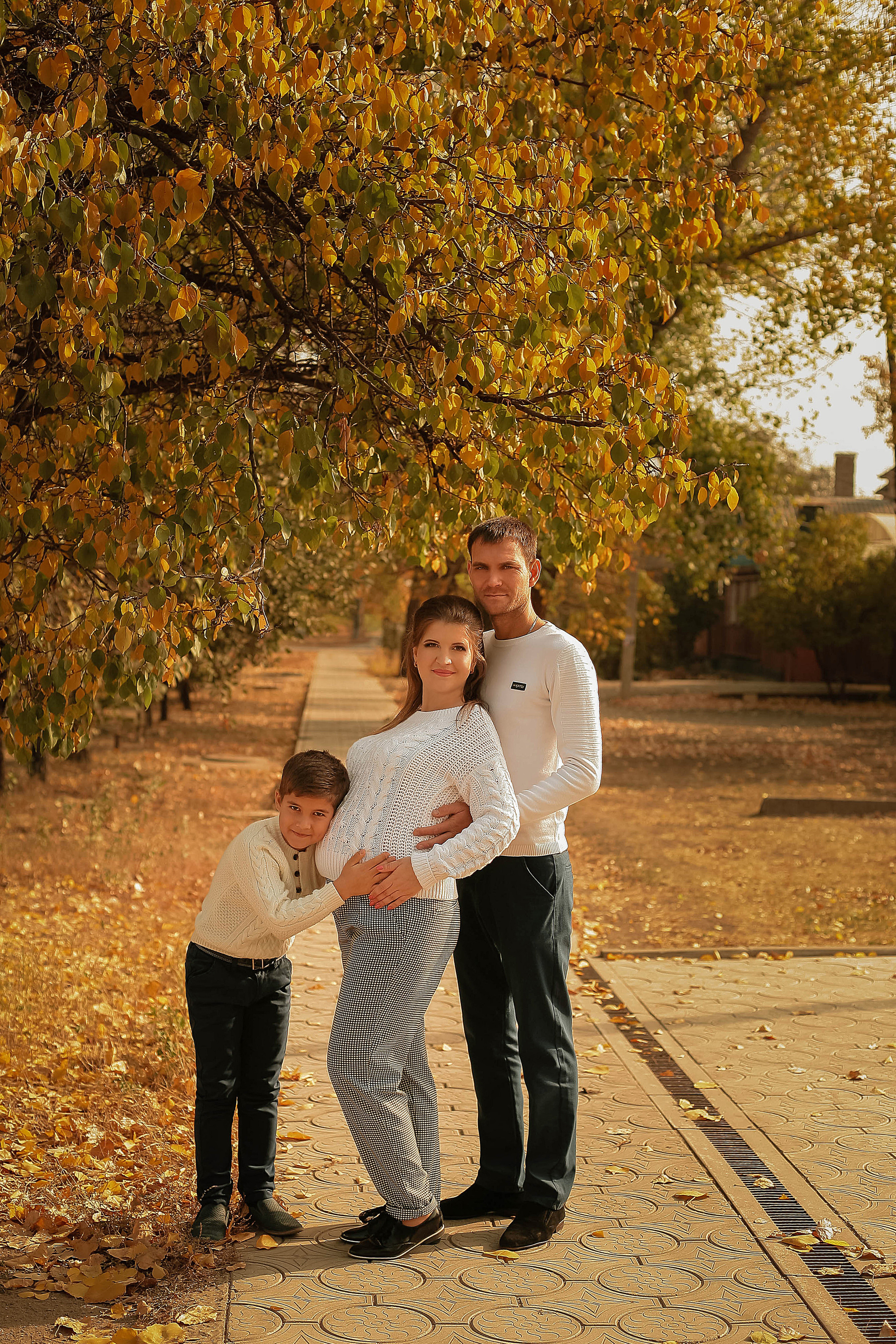 Алеся, Владимир и Марат. Свадебный фотограф Евгения Фролова г. Каменск-Шахтинский, Донецк, Ростов