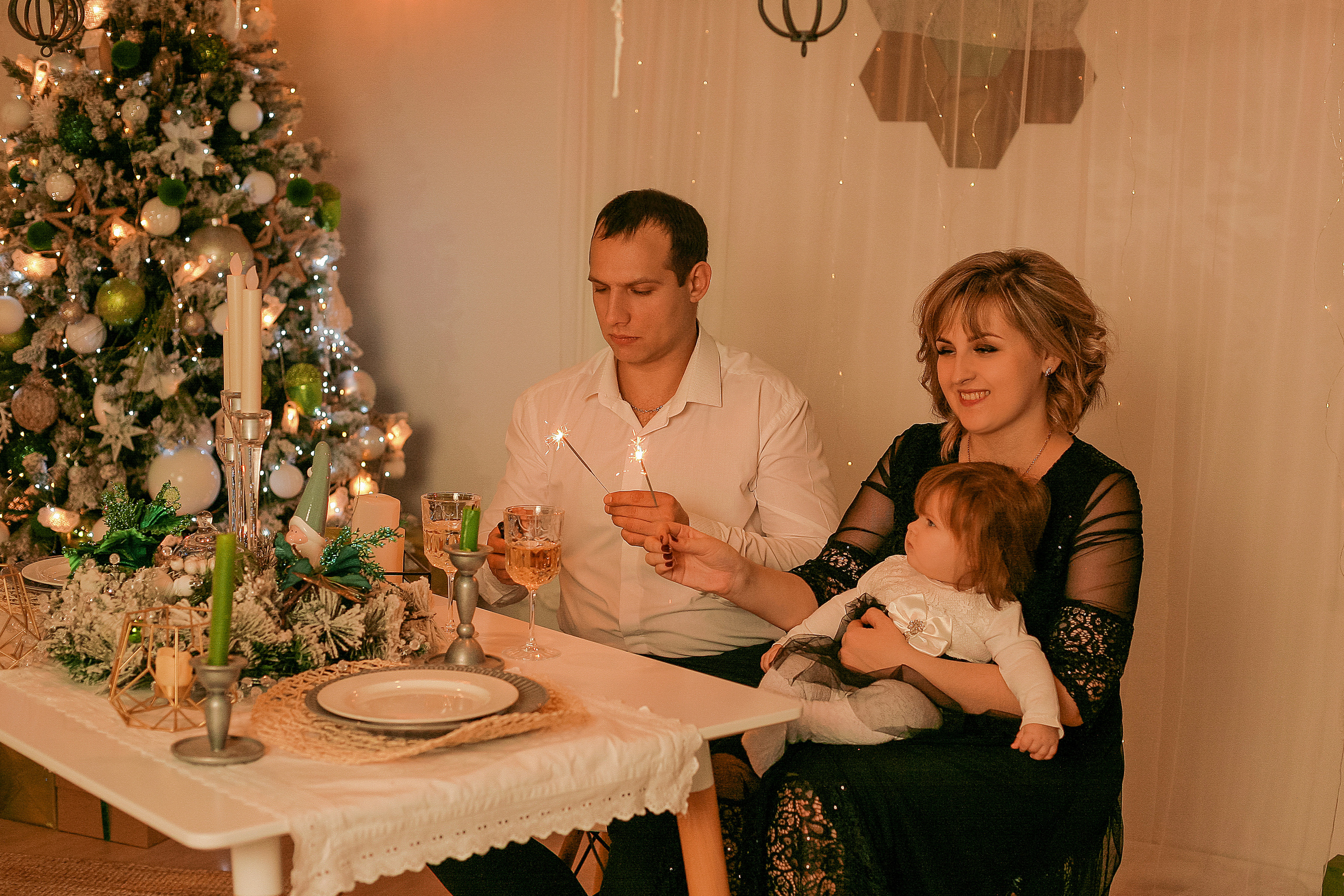 Семейная Ивановы. Свадебный фотограф Евгения Фролова г. Каменск-Шахтинский, Донецк, Ростов