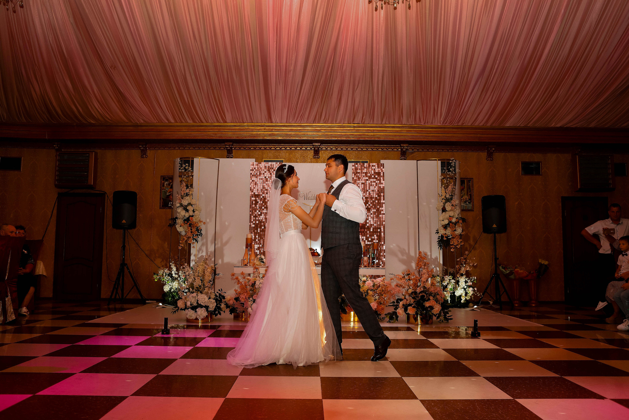 Диана и Максим. Свадебный фотограф Евгения Фролова г. Каменск-Шахтинский, Донецк, Ростов