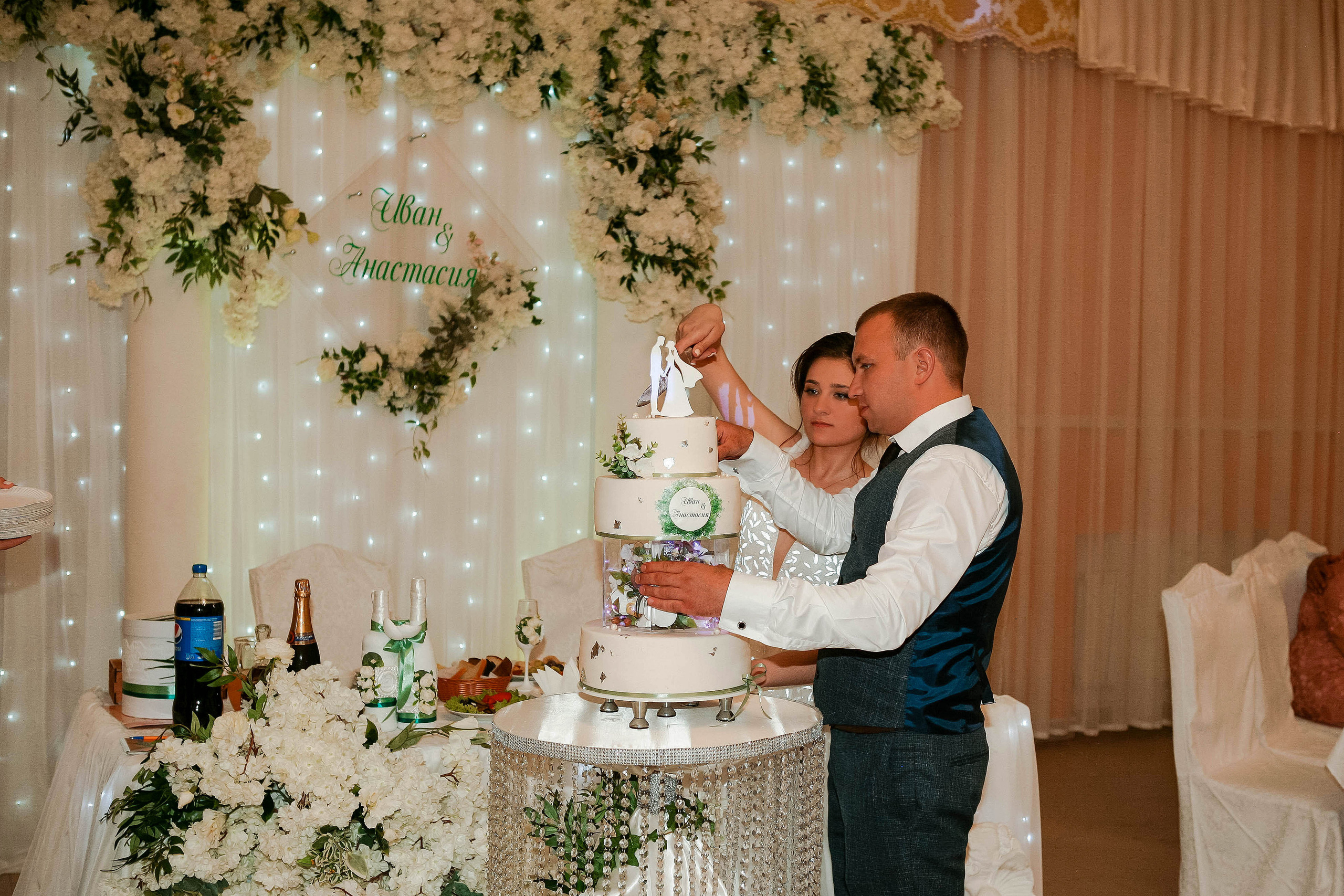 Иван и Анастасия. Свадебный фотограф Евгения Фролова г. Каменск-Шахтинский, Донецк, Ростов