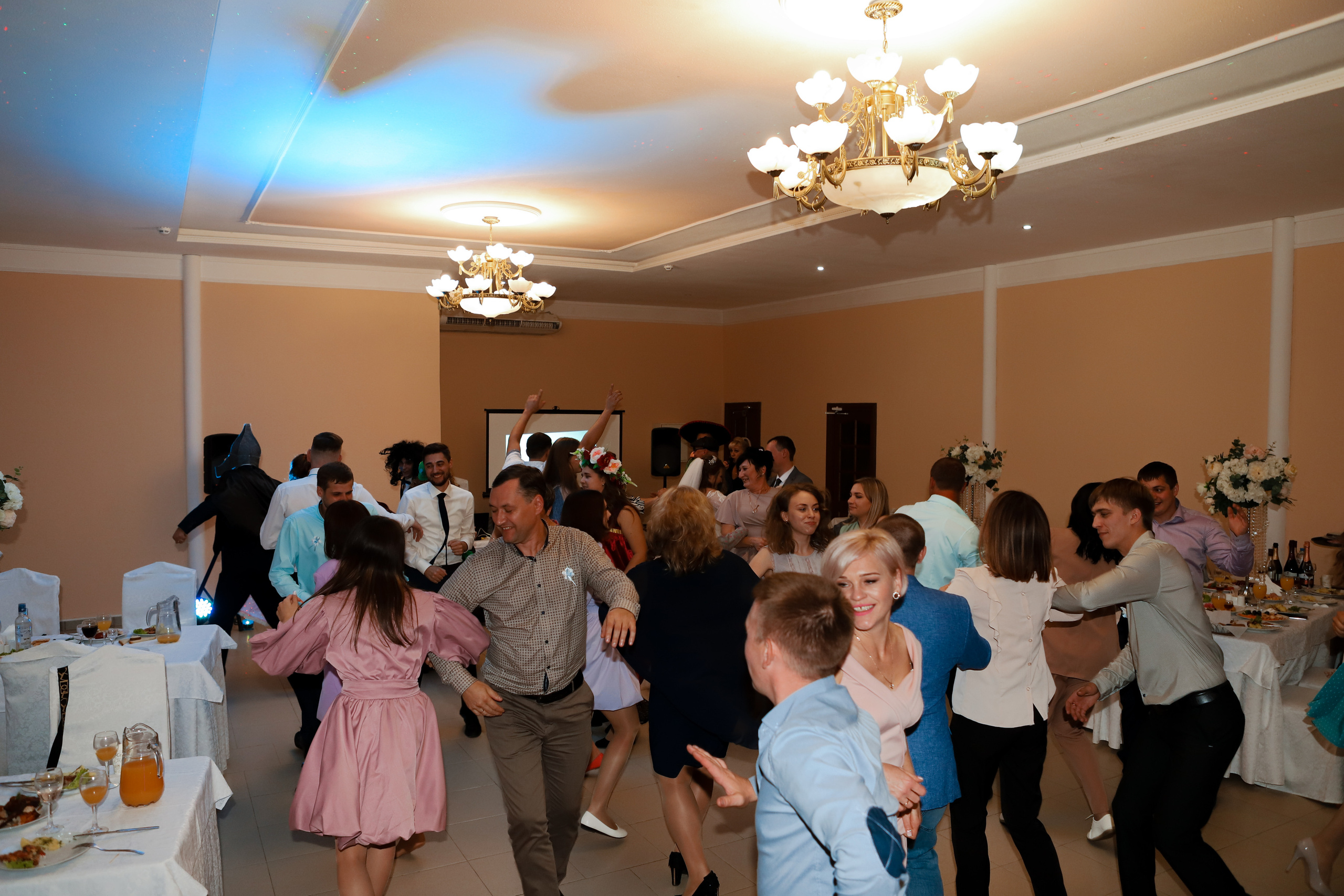 Дмитрий и Алина. Свадебный фотограф Евгения Фролова г. Каменск-Шахтинский, Донецк, Ростов