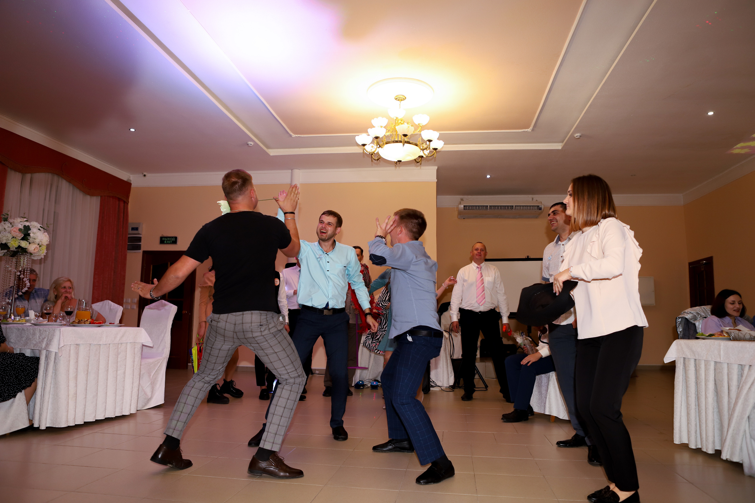 Дмитрий и Алина. Свадебный фотограф Евгения Фролова г. Каменск-Шахтинский, Донецк, Ростов