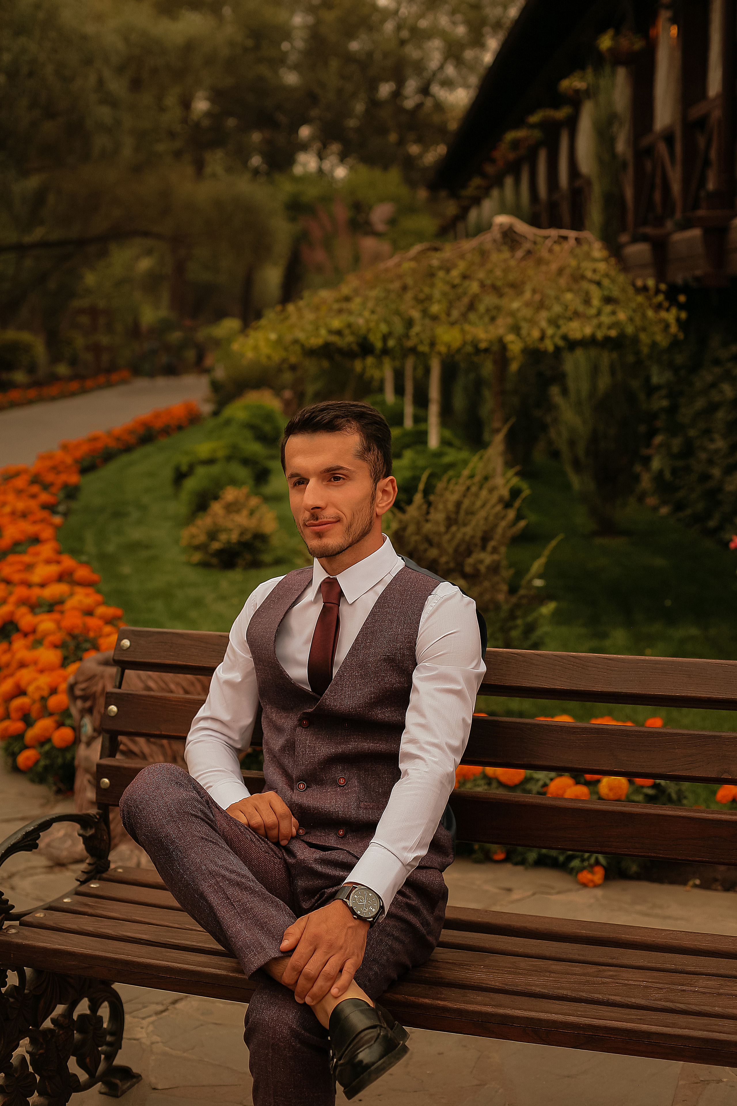 Свадебная прогулка на закате. Свадебный фотограф Евгения Фролова г. Каменск-Шахтинский, Донецк, Ростов