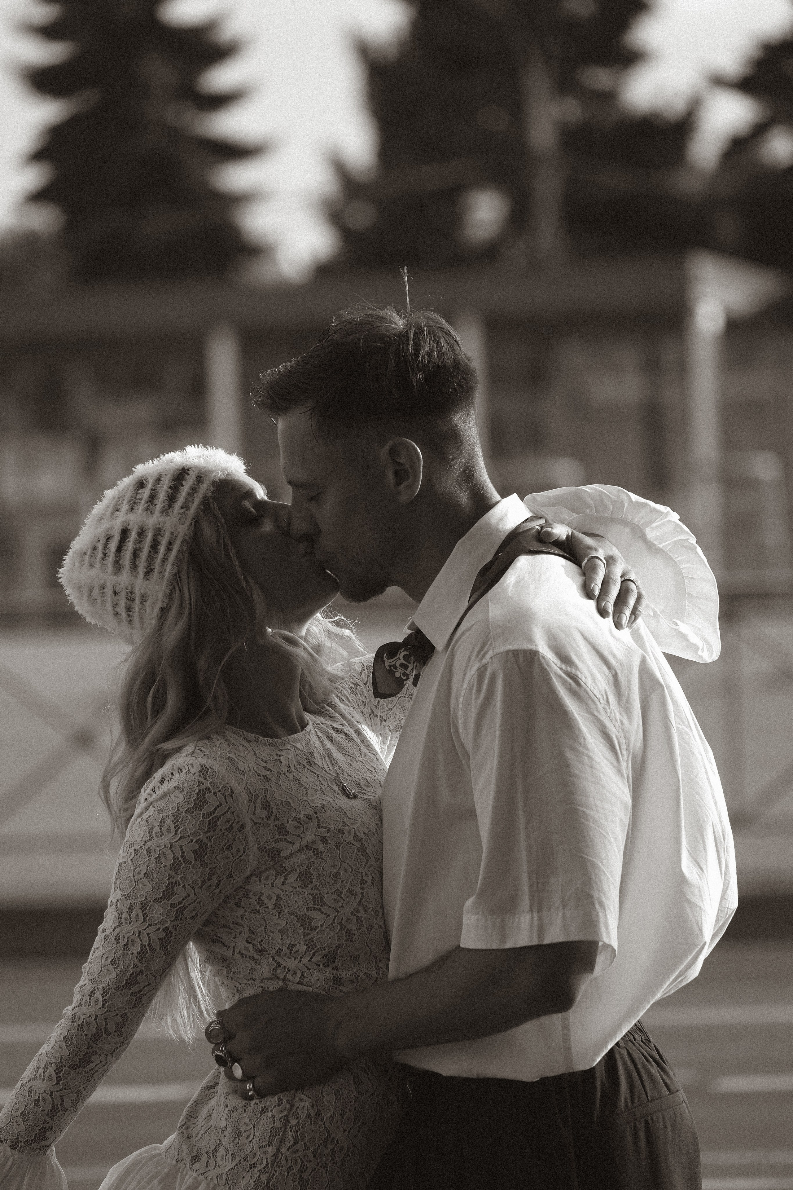 СВАДЕБНАЯ СЬЕМКА С КАБРИОЛЕТОМ В САНТК-ПЕТЕРБУРГЕ НА ПЕТРОГРАДКЕ В ОТЕЛЕ ПАНОРАМИКА. Профессиональный фотограф, Санкт-Петербург — Виктория Богомолова