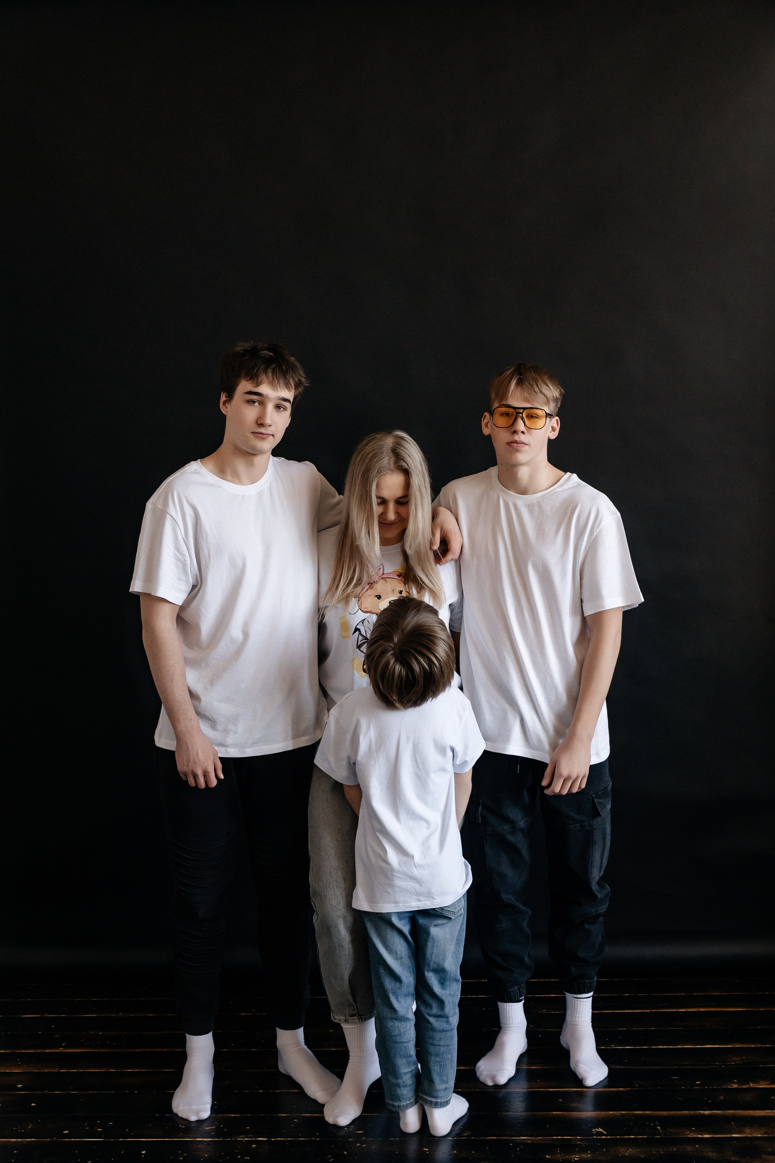 Юлиана, Андрей, Саша, Максим и Миша. Семейный фотограф Минск Усова Ольга