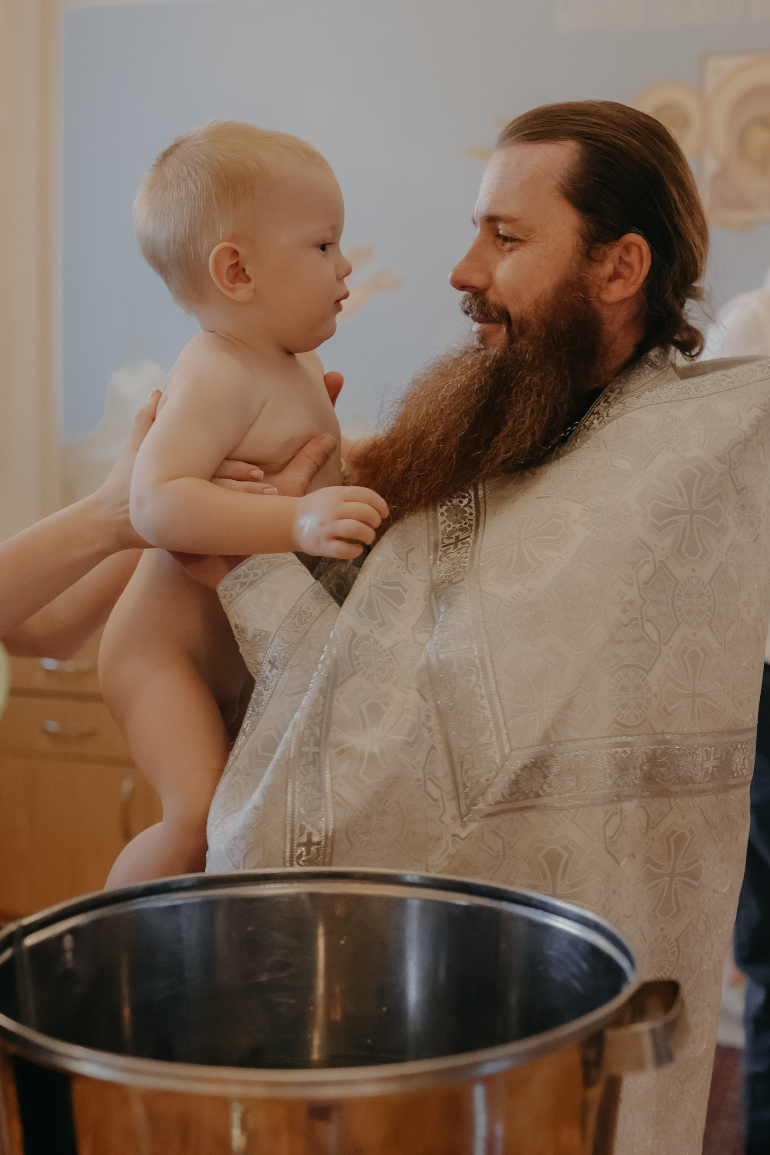 Фотосессия крещения, видеосъемка крещения в Нижнем Новгороде. Фотограф и видеограф Елена Лисина