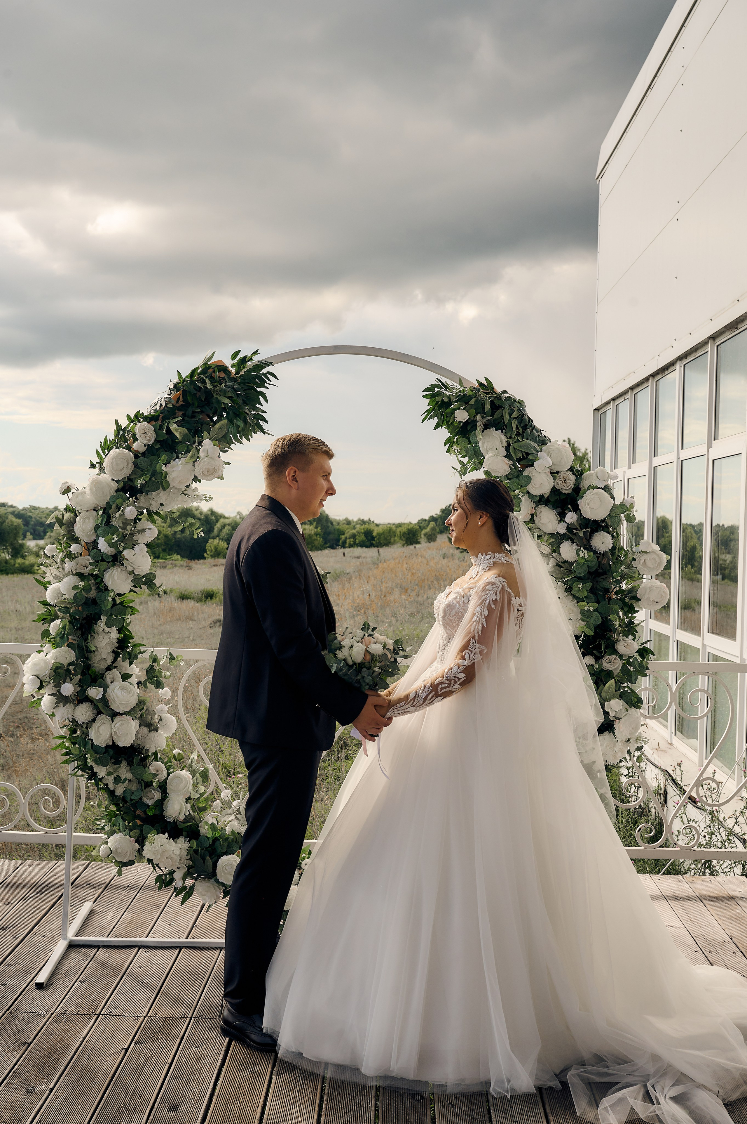 Свадебный ведущий в Туле. Свадебный фотограф в Туле Никита Беляев