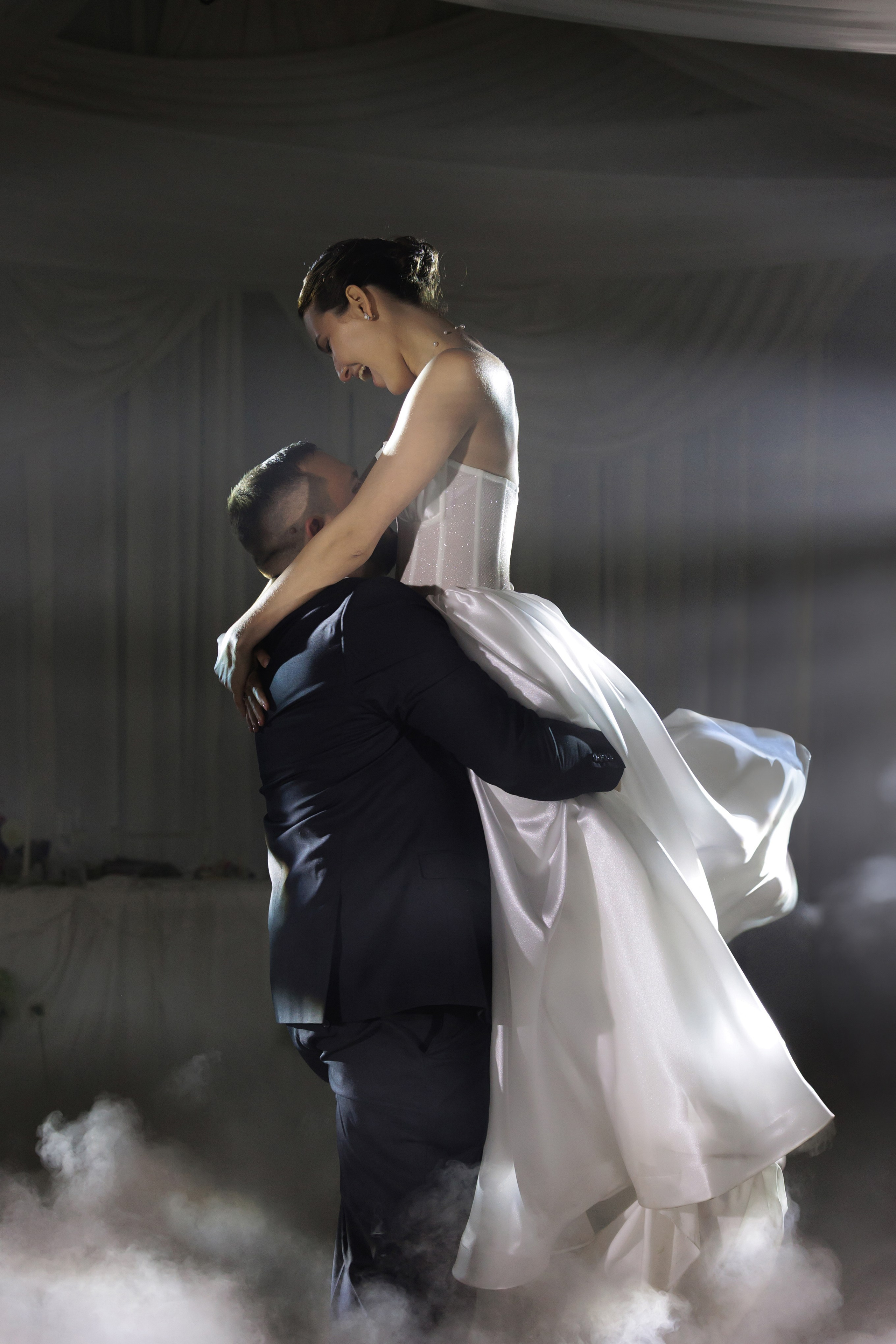 Ты рядом со мной, и это — самый чистый кайф! ♥. Свадебный фотограф Калининград