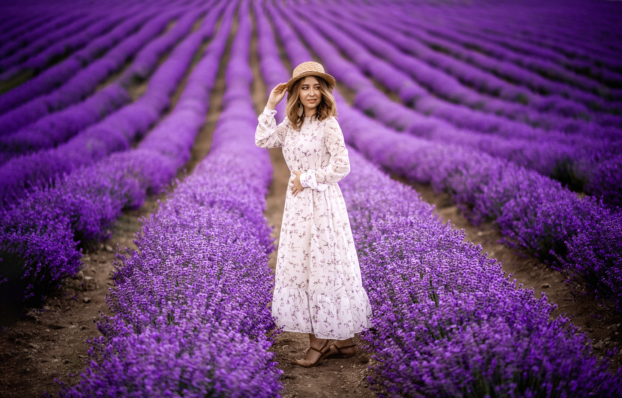 Фотосессия в лаванде. Свадебный и семейный фотограф и видеограф, Крым, Москва, Санкт -Петербург
