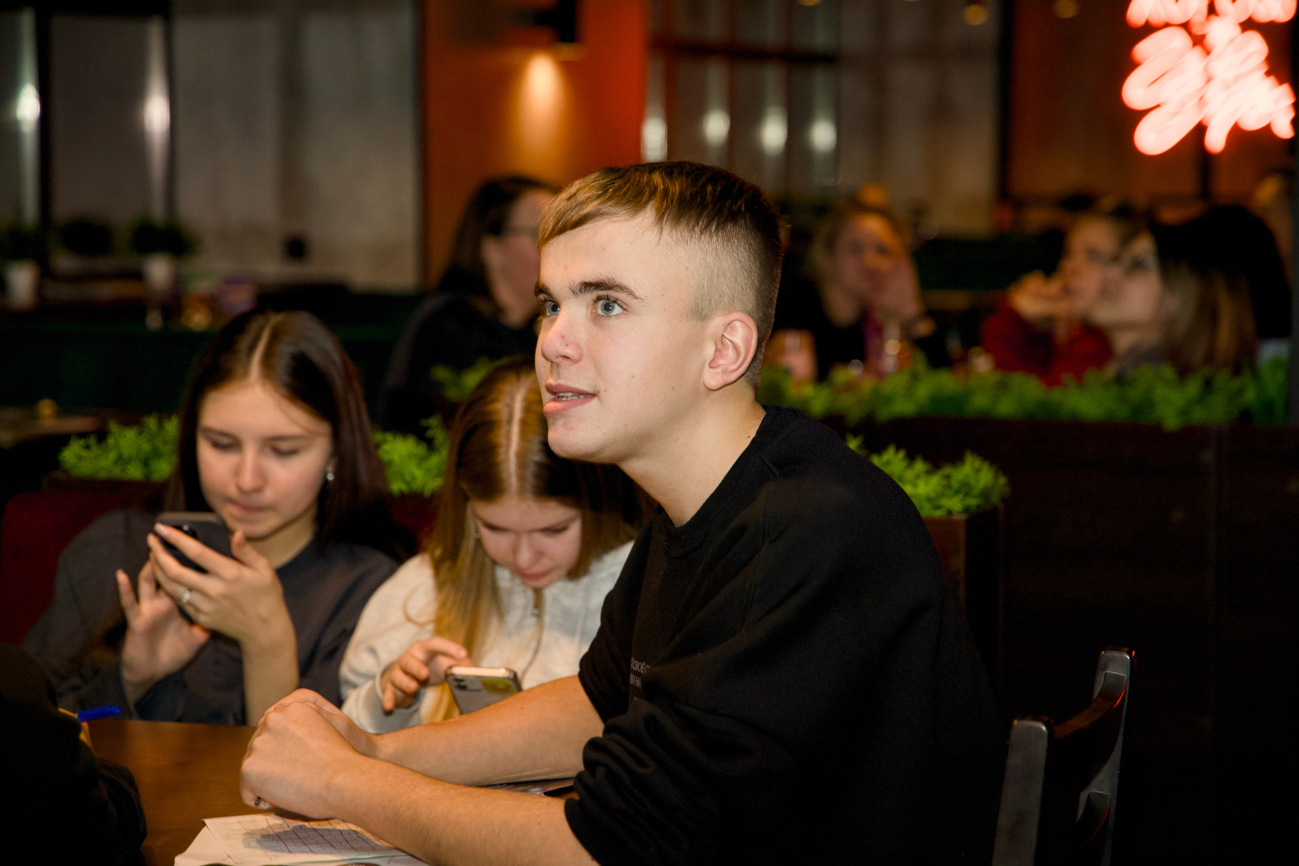 13 октября 2024. Фотограф в Губкинском | Александра Артамонова