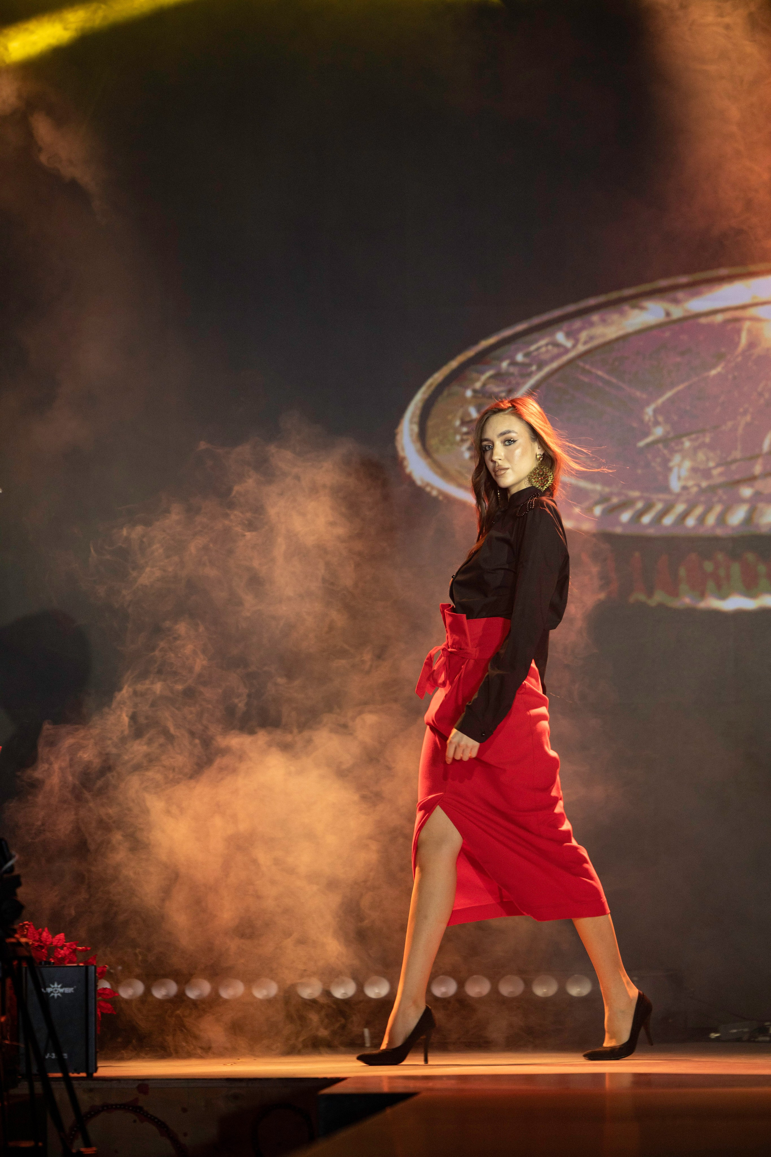 Модный показ «ИСКУШЕНИЕ» Казино Шамбала. Фотограф Olya Posnimay