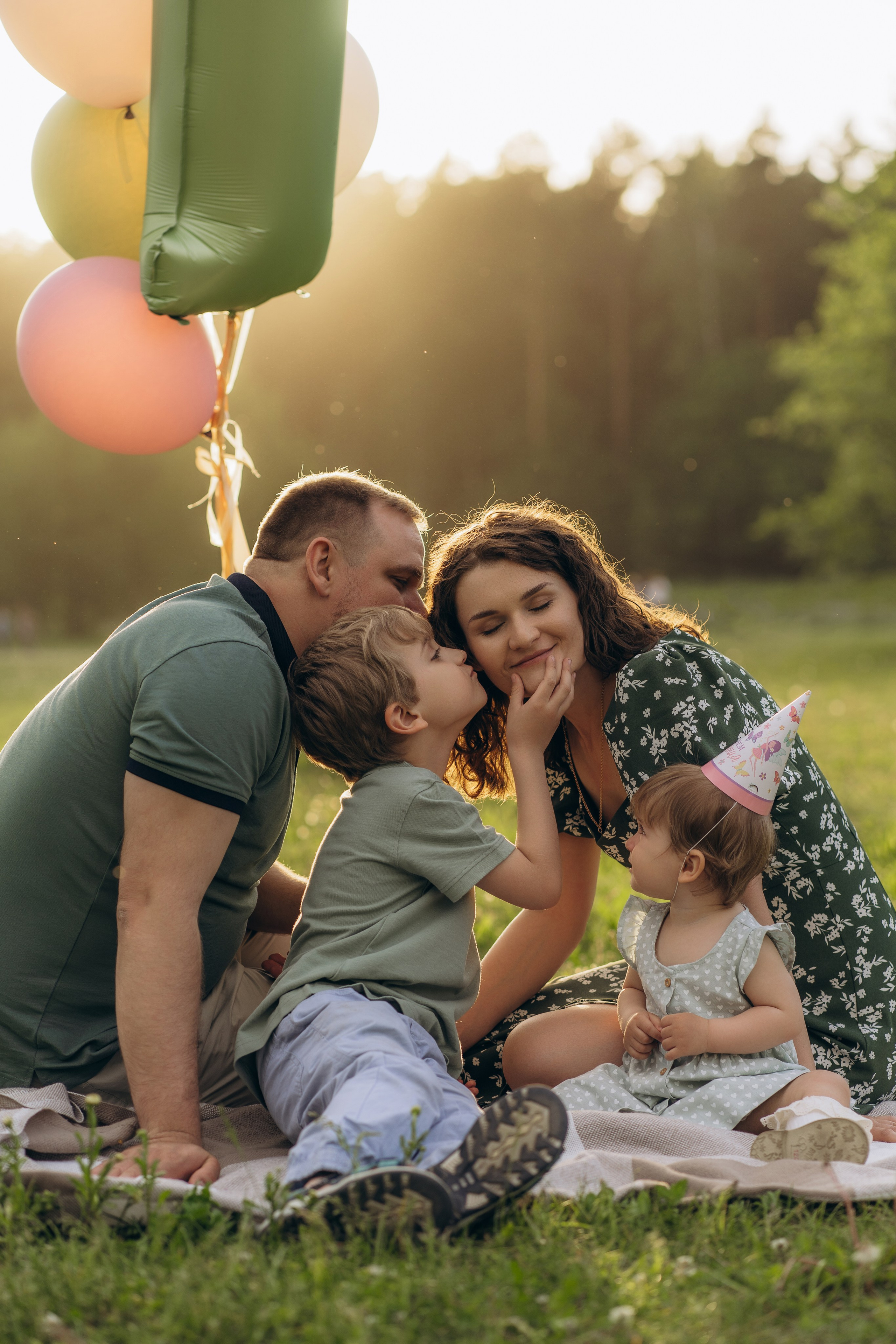 Семейная фотосессия в студии в Москве, семейный фотограф Анна Полушина. Свадебный фотограф в Москве Анна Полушина