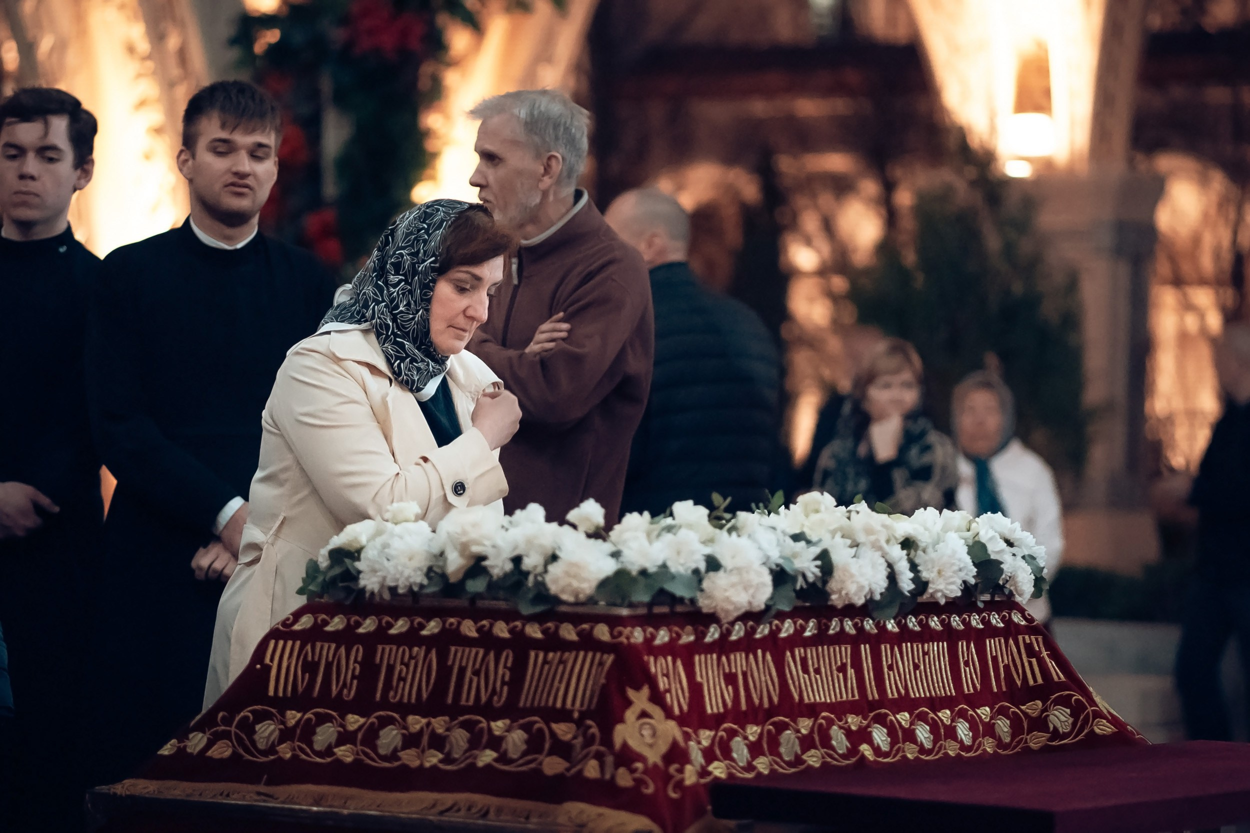 Богослужение Великой пятницы в Херсонесском монастыре Севастополь. Церковный фотограф Севастополь