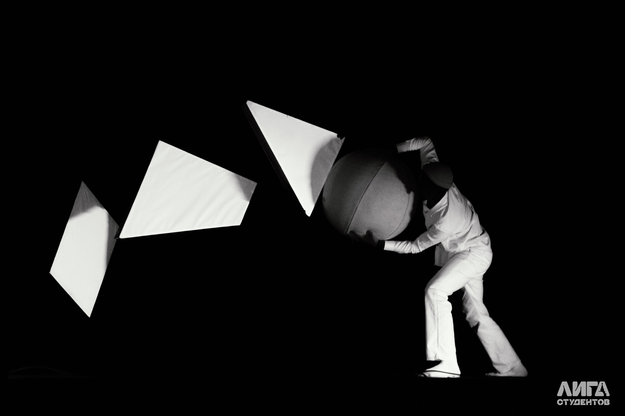 Российская Студенческая Весна 2025. Портретный фотограф в Казани Радомир Заздравных