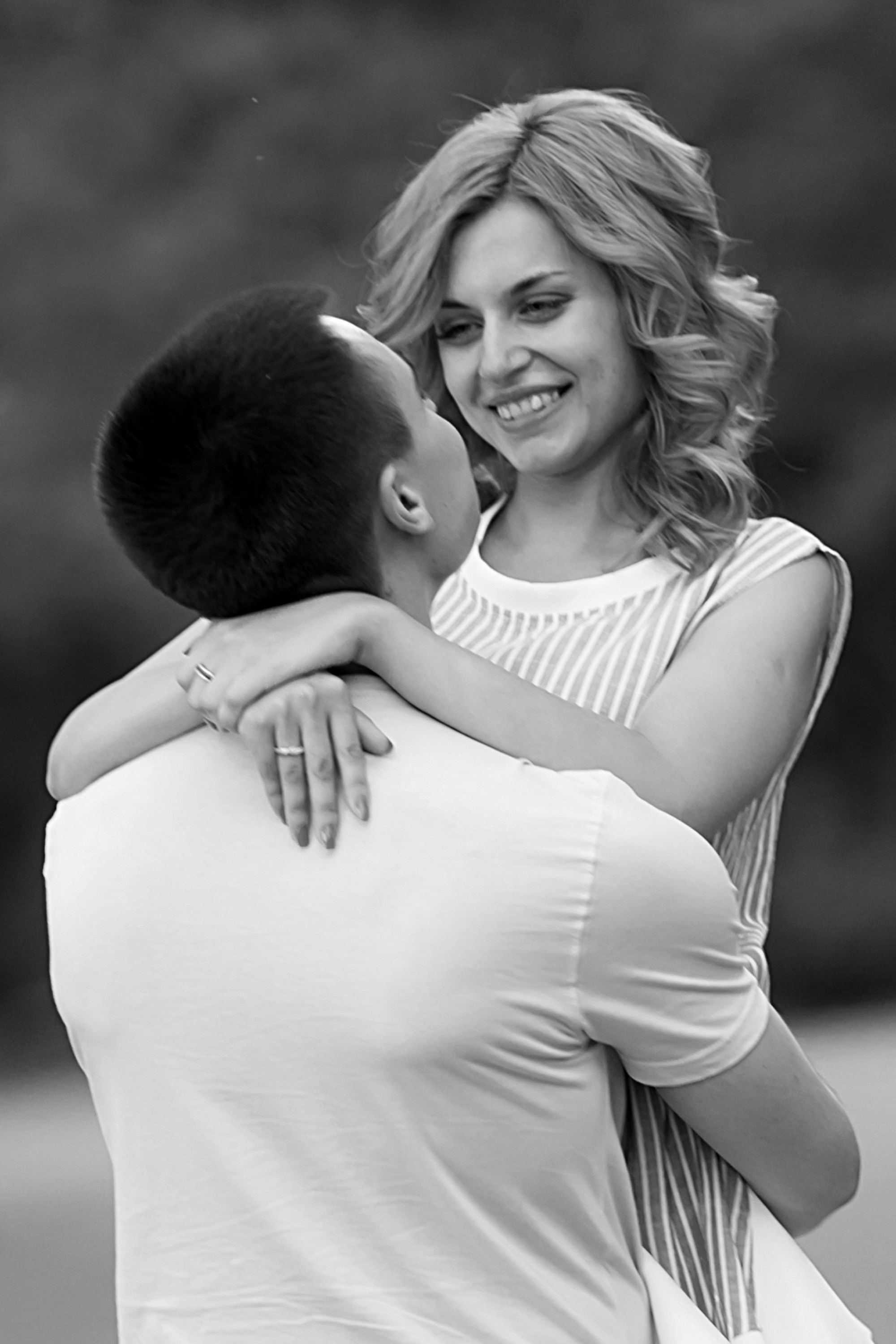 Love Story на набережной в Самаре. Свадебный фотограф, видеограф в Самаре, Самарской области. Видеосъемка