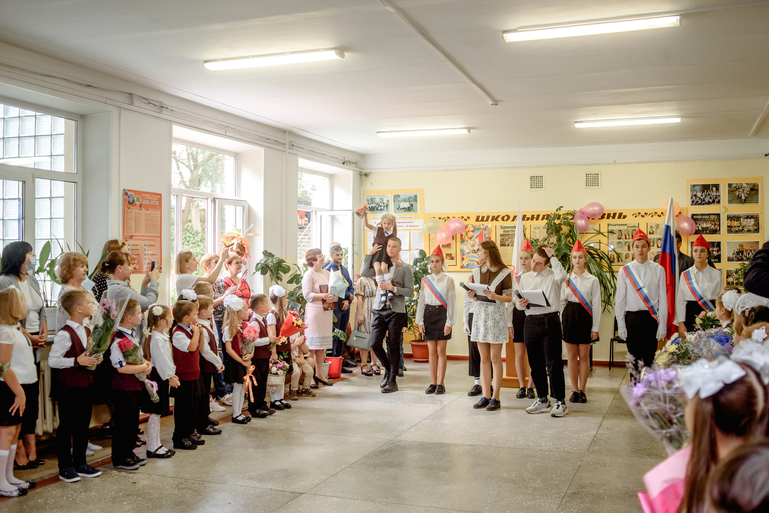 1 сентября Школа 57. Свадебный фотограф Елена Рякина