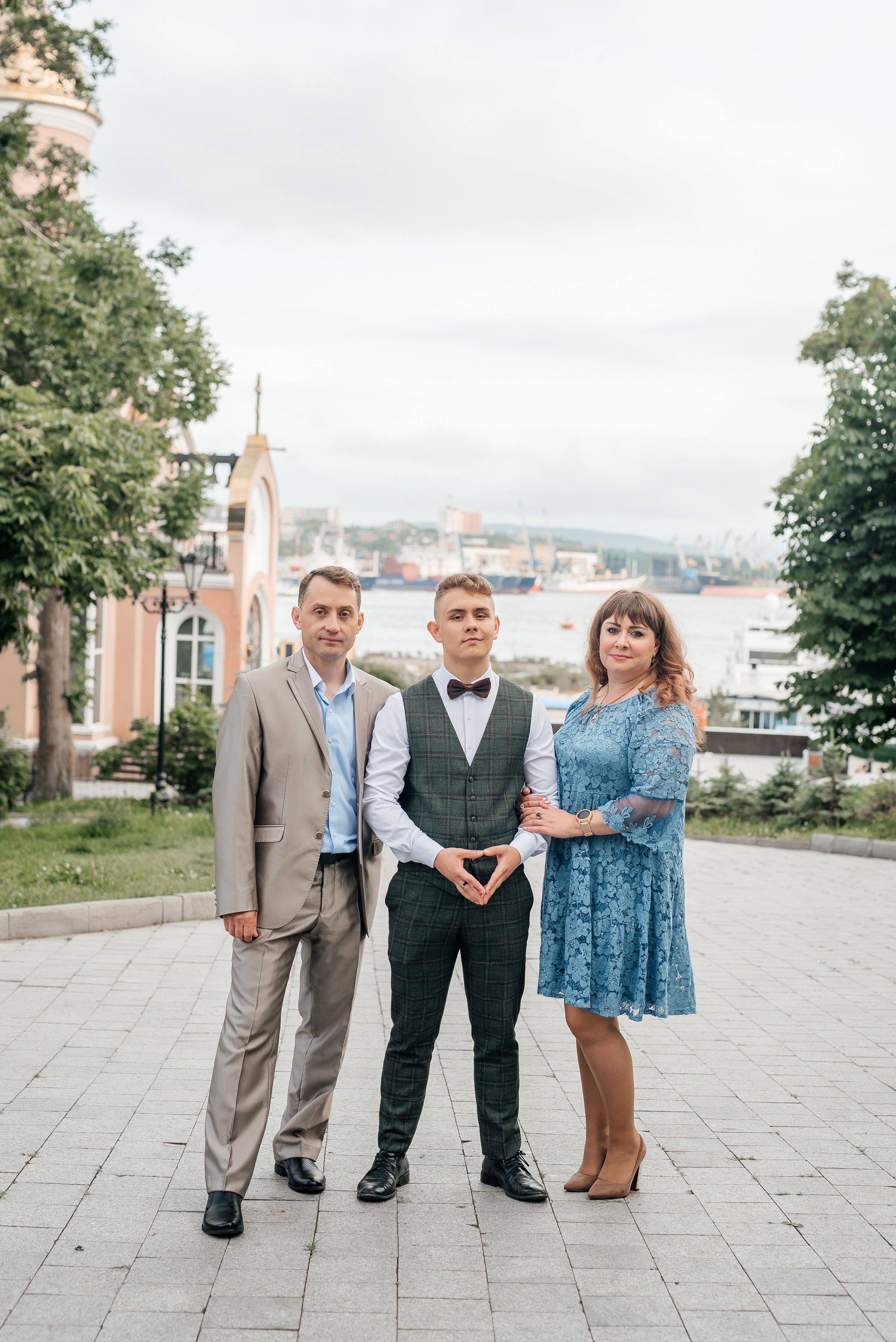 Выпускной Школа 82. Свадебный фотограф Елена Рякина