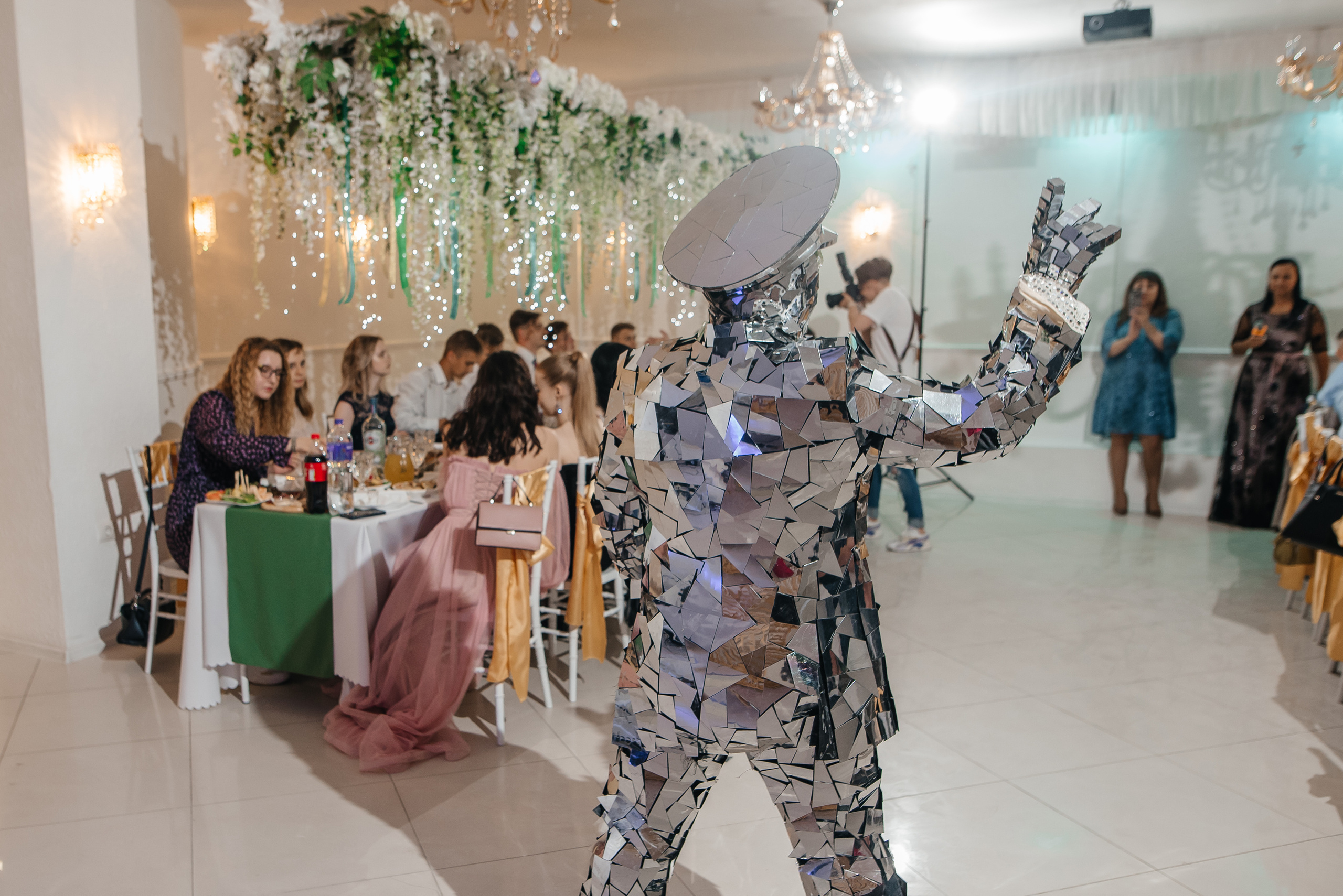 Выпускной Школа 82. Свадебный фотограф Елена Рякина