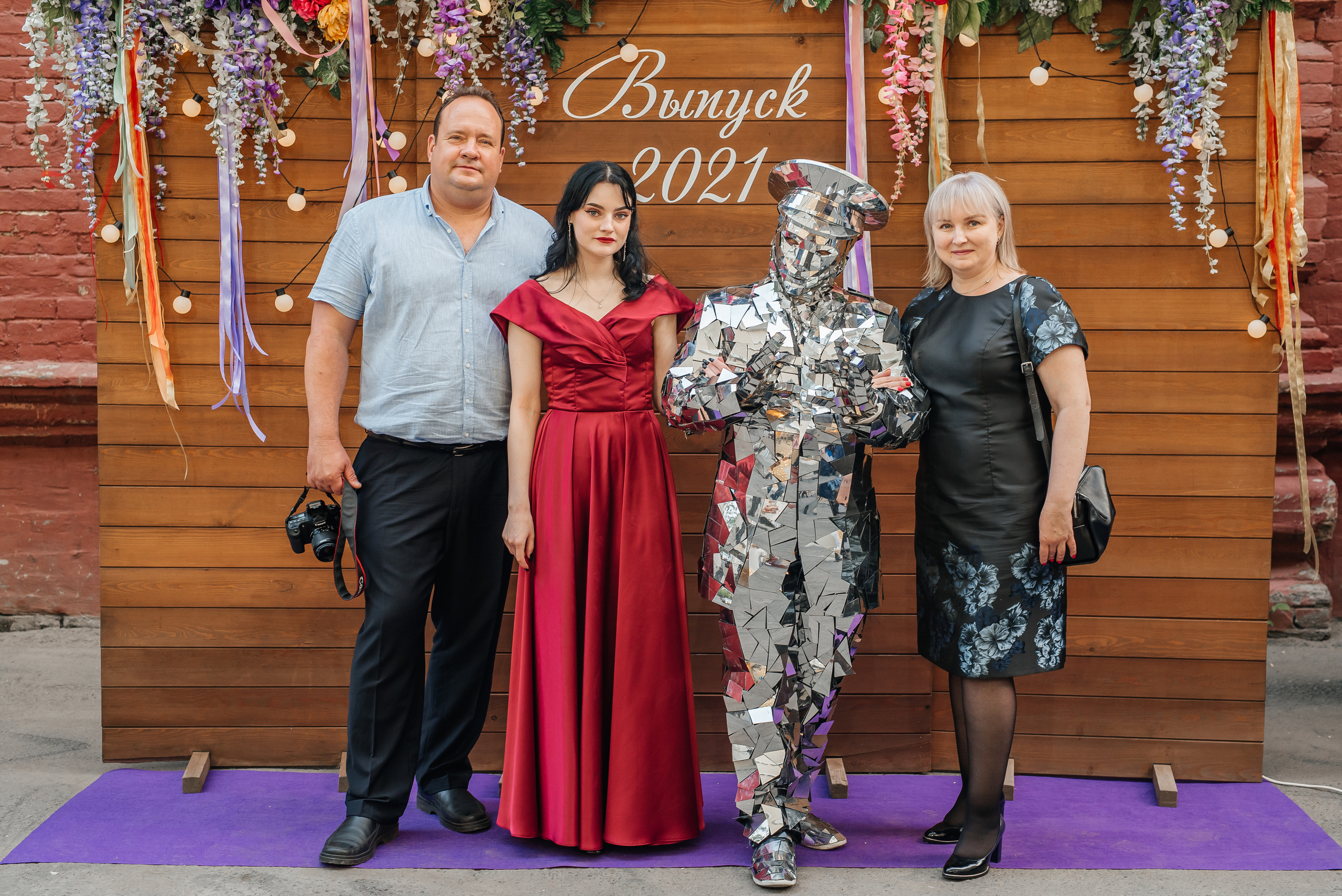 Выпускной Школа 82. Свадебный фотограф Елена Рякина