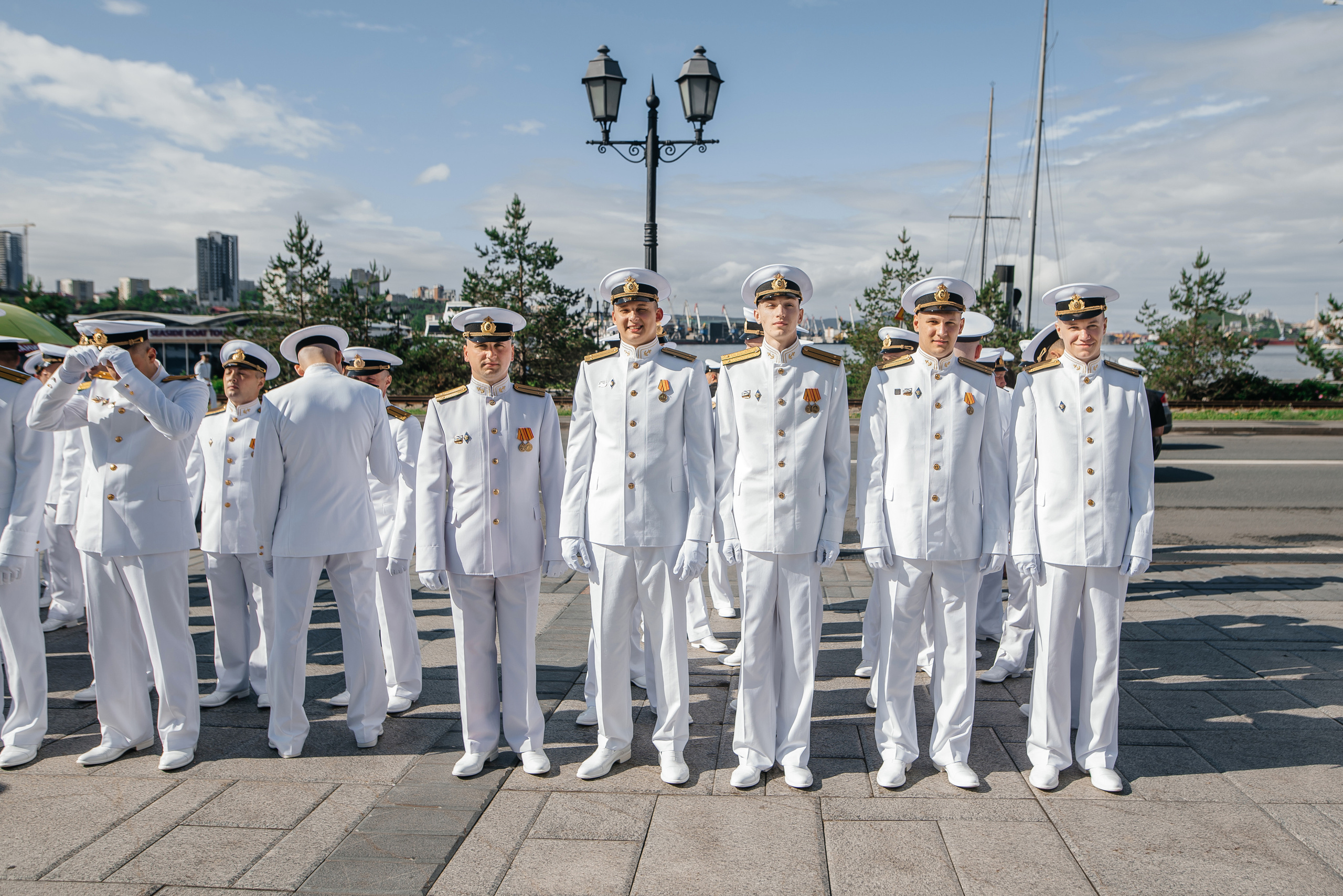 Выпускной ДВИМУ. Свадебный фотограф Елена Рякина