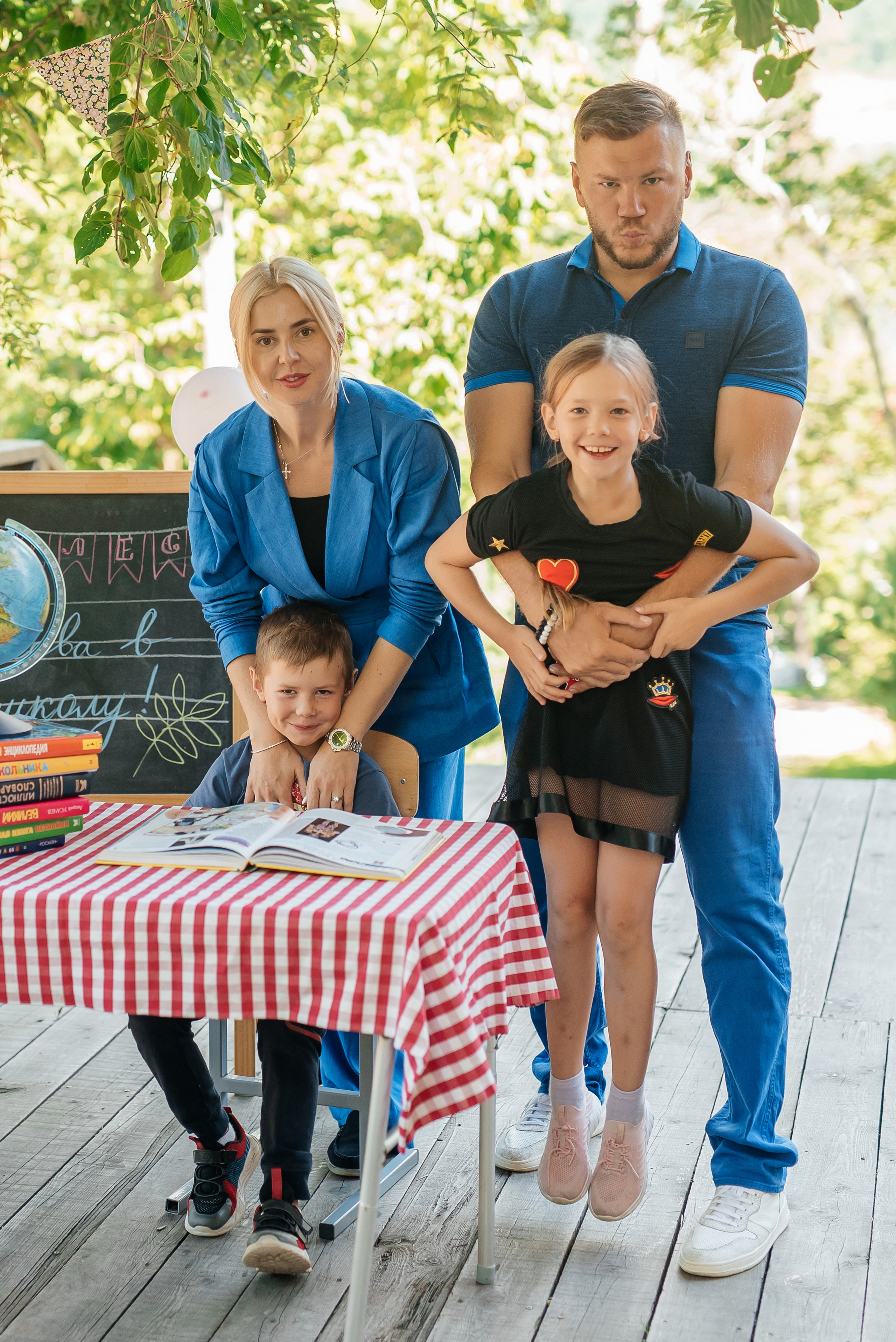 1 сентября Школа «Колесо». Свадебный фотограф Елена Рякина