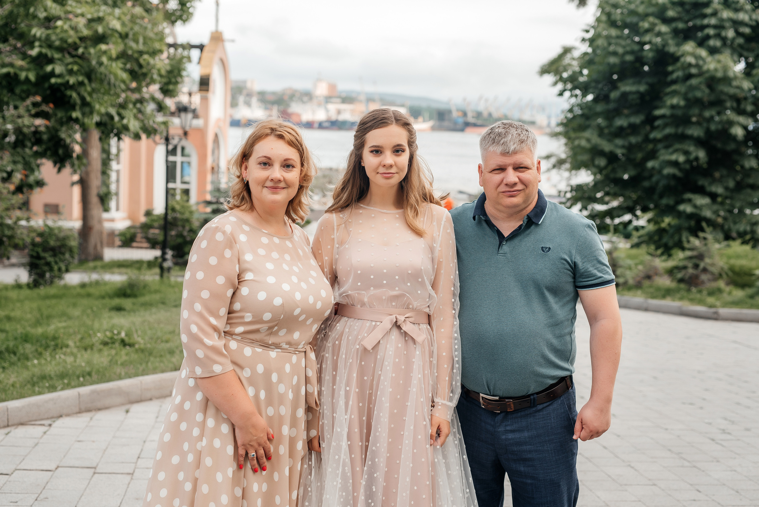 Выпускной Школа 82. Свадебный фотограф Елена Рякина