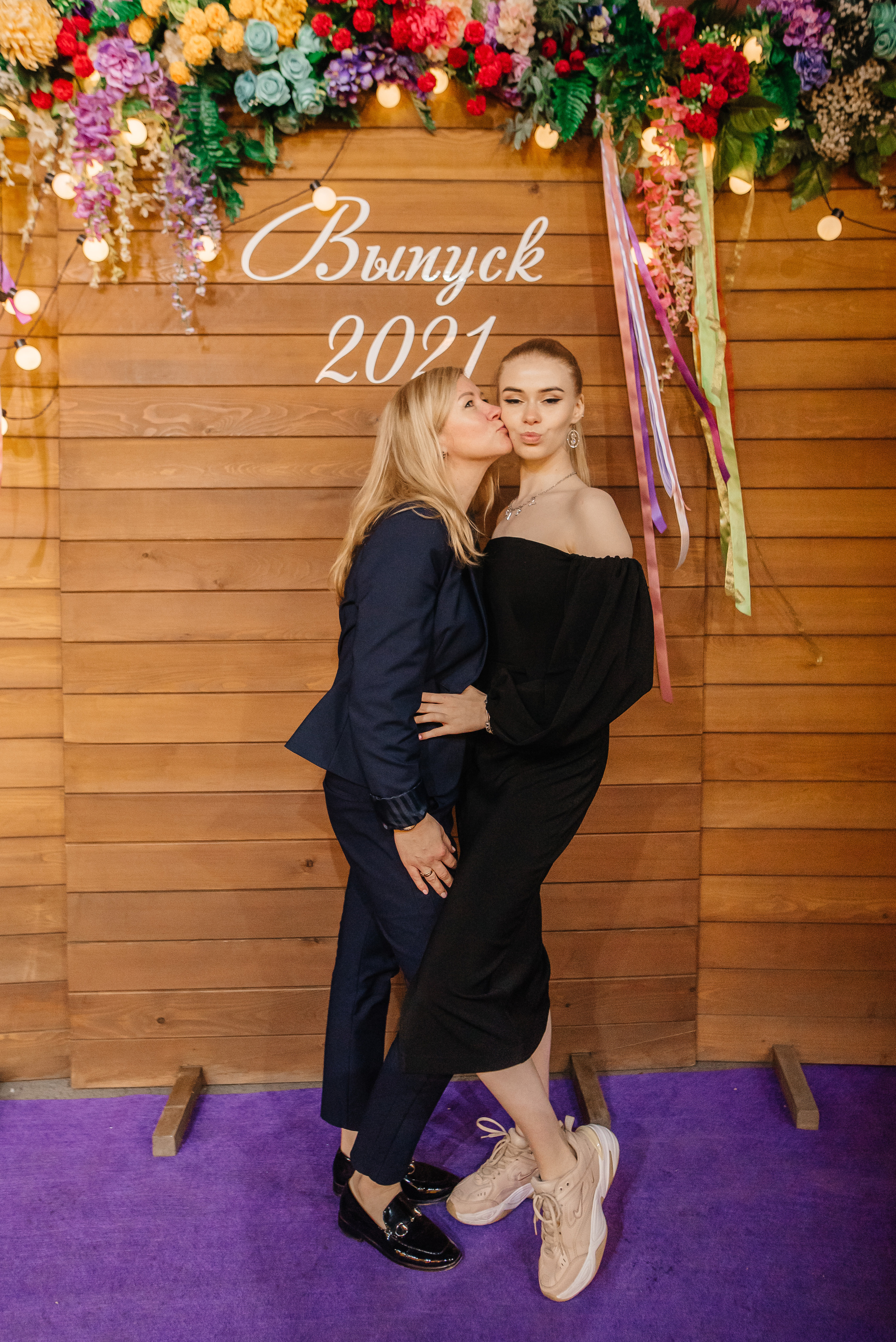 Выпускной Школа 82. Свадебный фотограф Елена Рякина