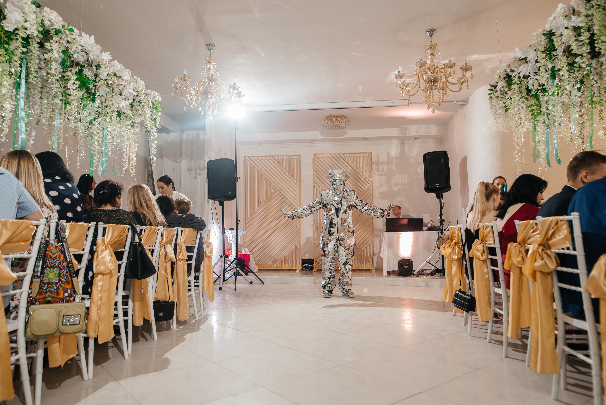 Выпускной Школа 82. Свадебный фотограф Елена Рякина