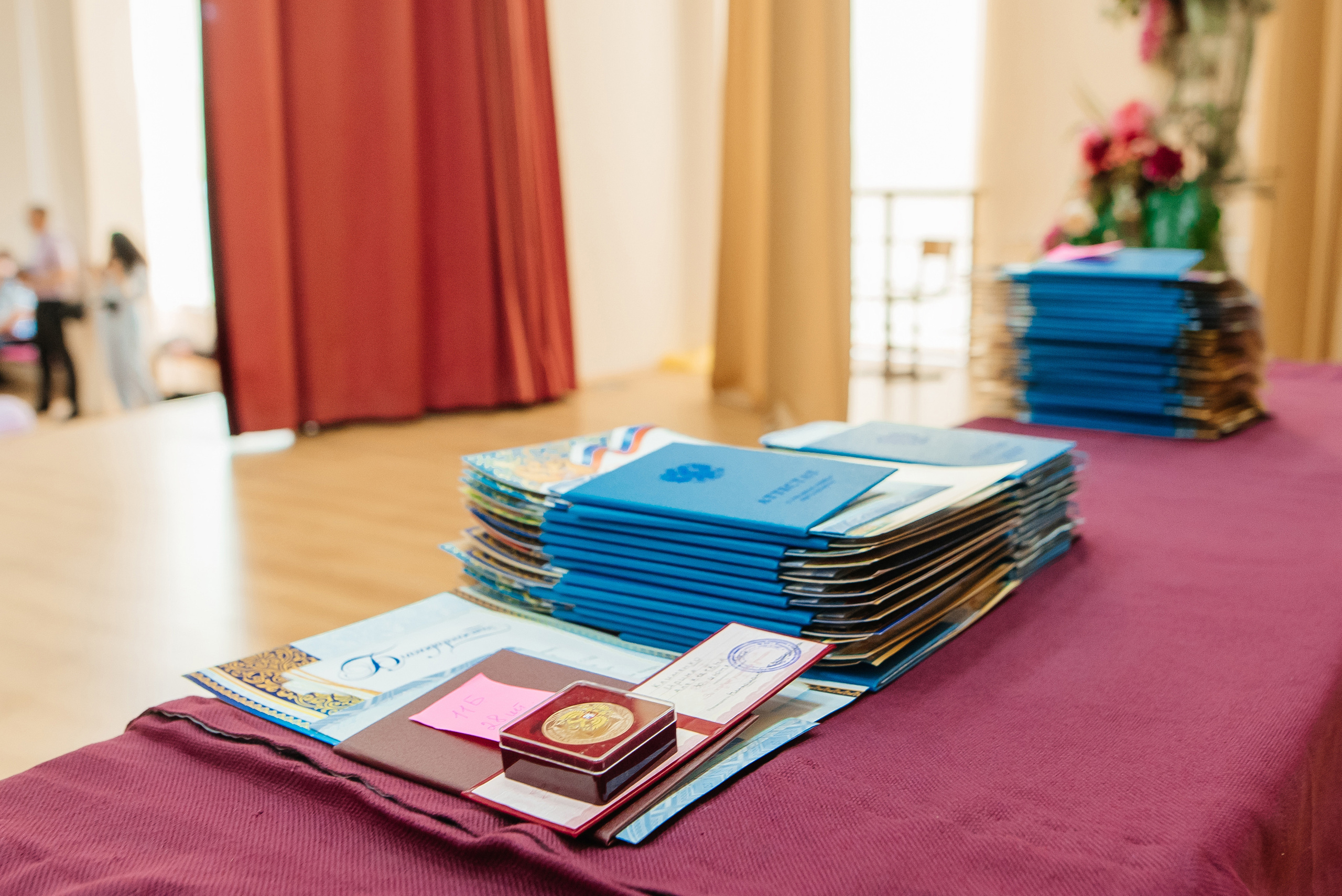 Выпускной Школа 82. Свадебный фотограф Елена Рякина