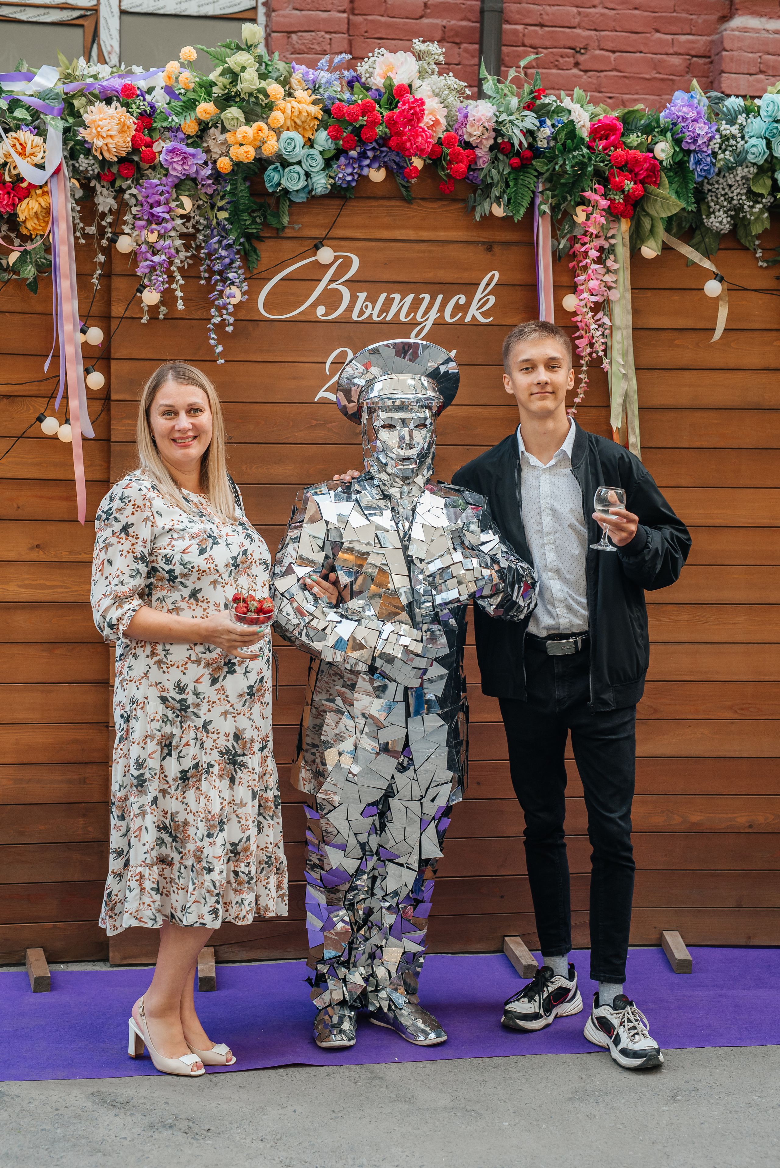 Выпускной Школа 82. Свадебный фотограф Елена Рякина